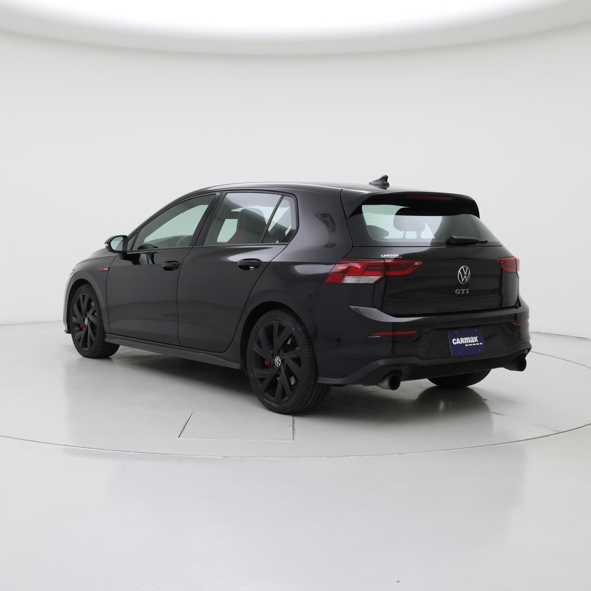 Thumbnail: 2022 Volkswagen Golf - 2