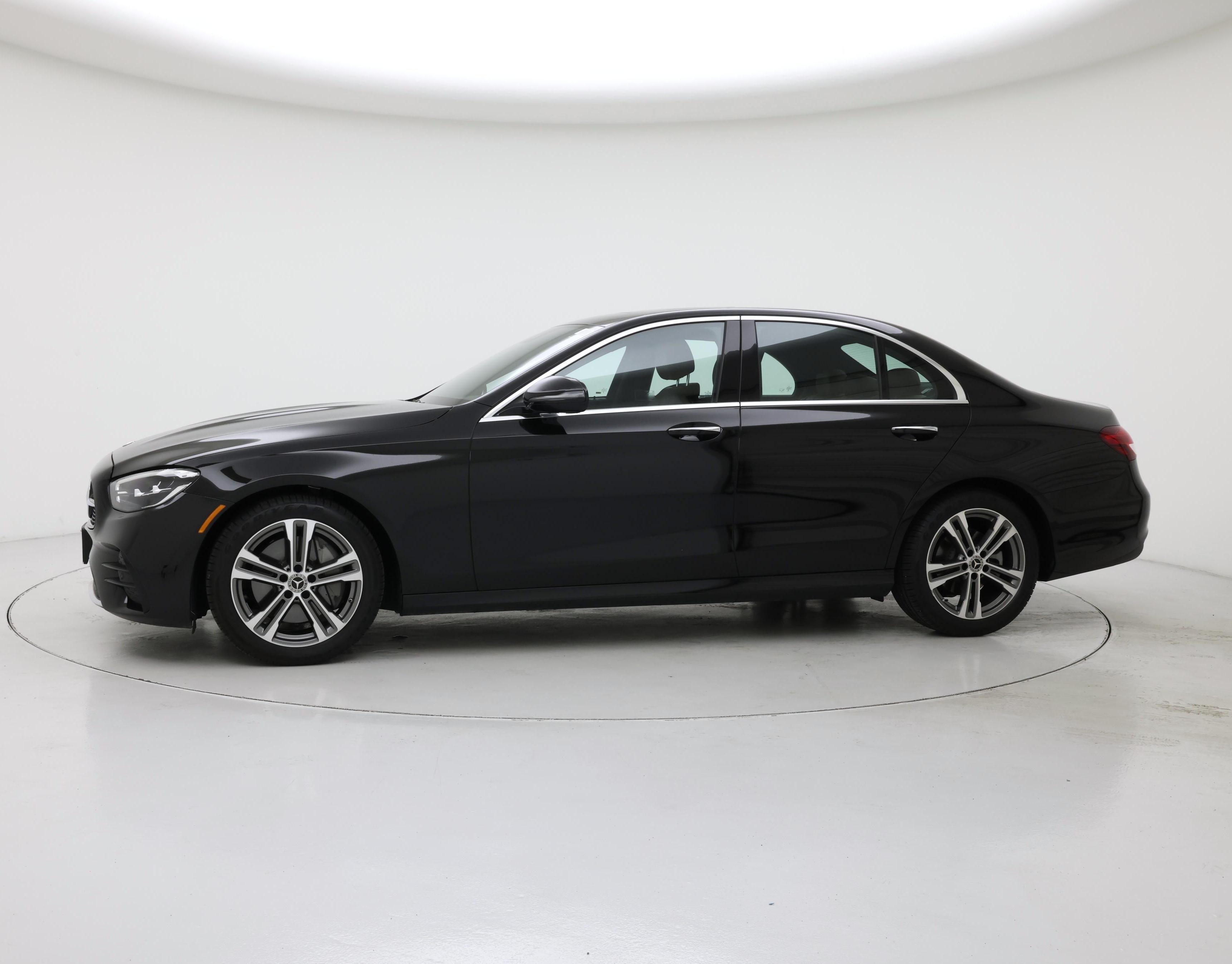 Thumbnail: 2023 Mercedes-Benz E-Class - 3