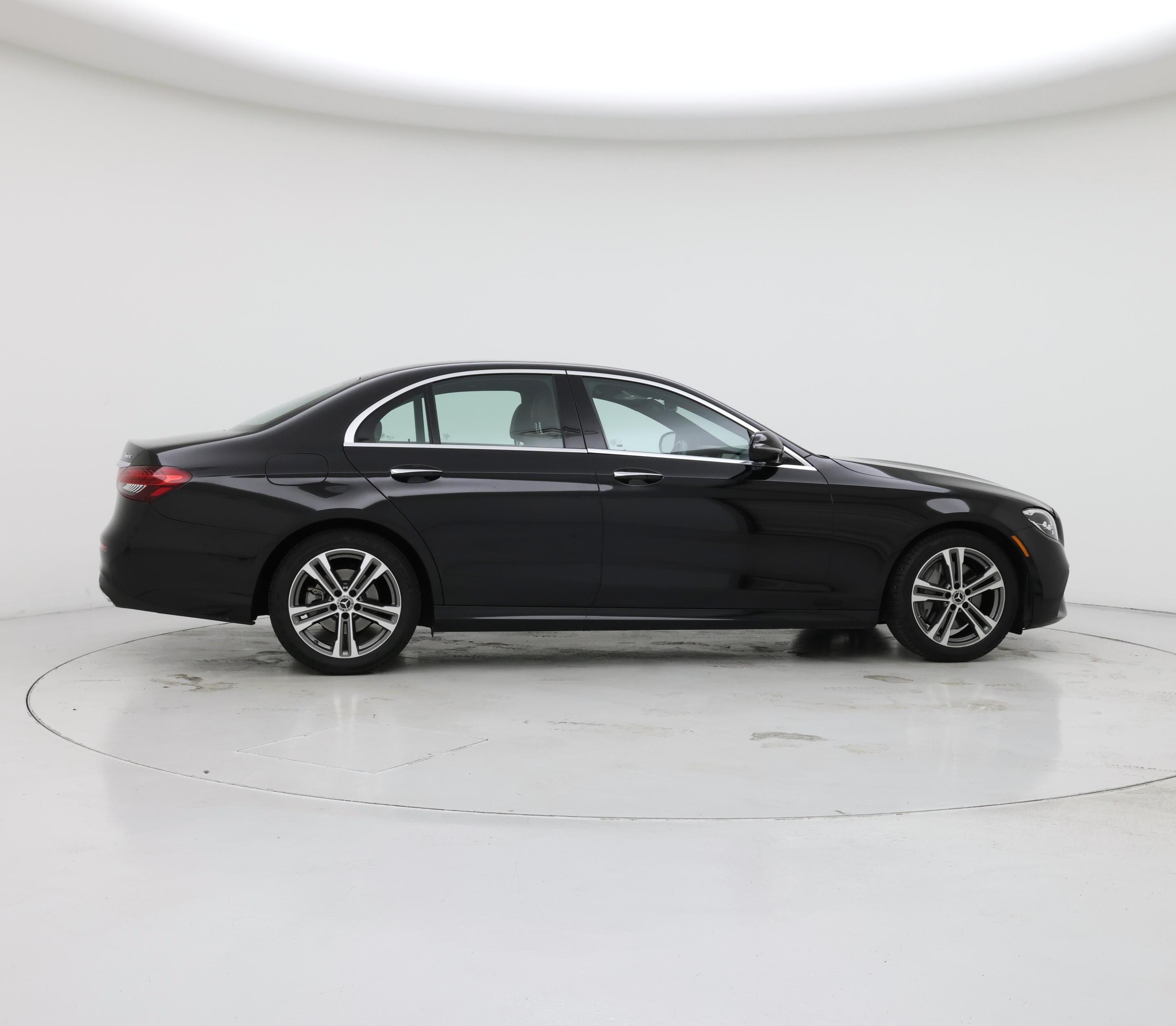 Thumbnail: 2023 Mercedes-Benz E-Class - 7