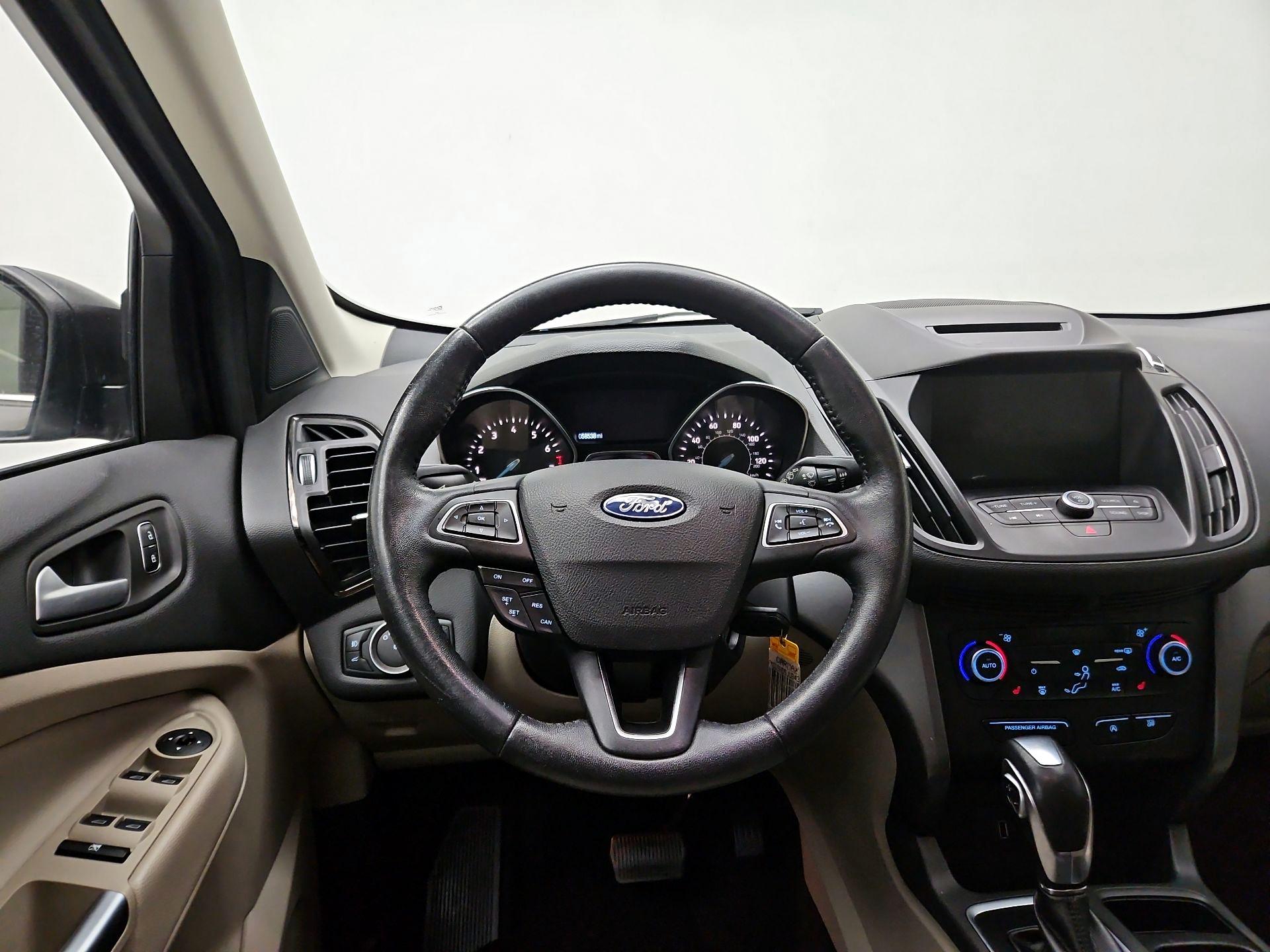 Thumbnail: 2018 Ford Escape - 10