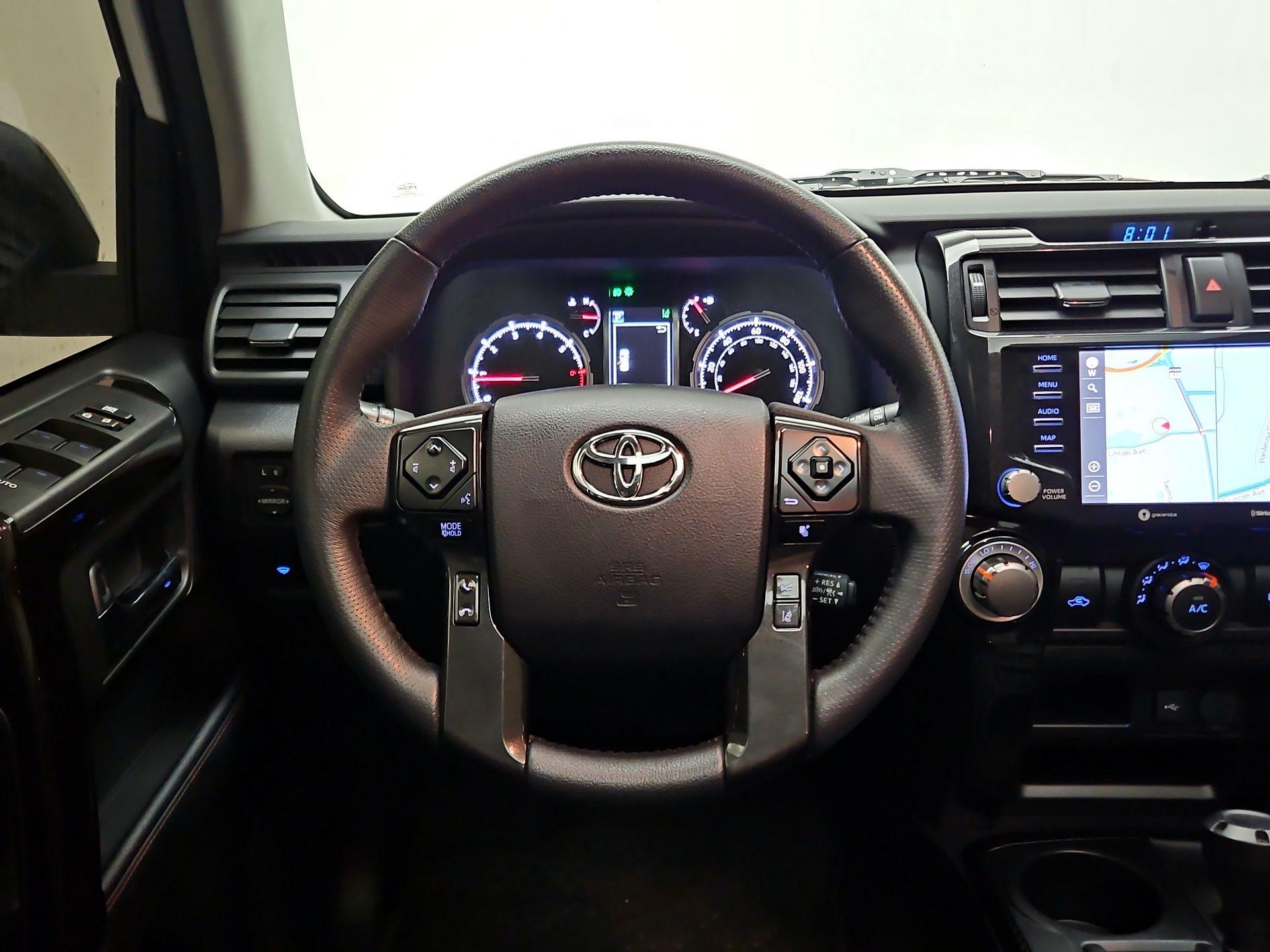 Thumbnail: 2021 Toyota 4Runner - 10