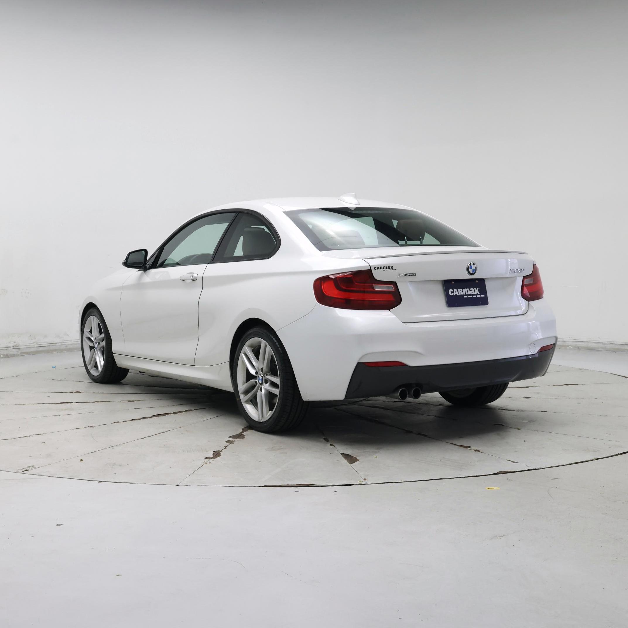 Thumbnail: 2016 BMW 2 Series - 2