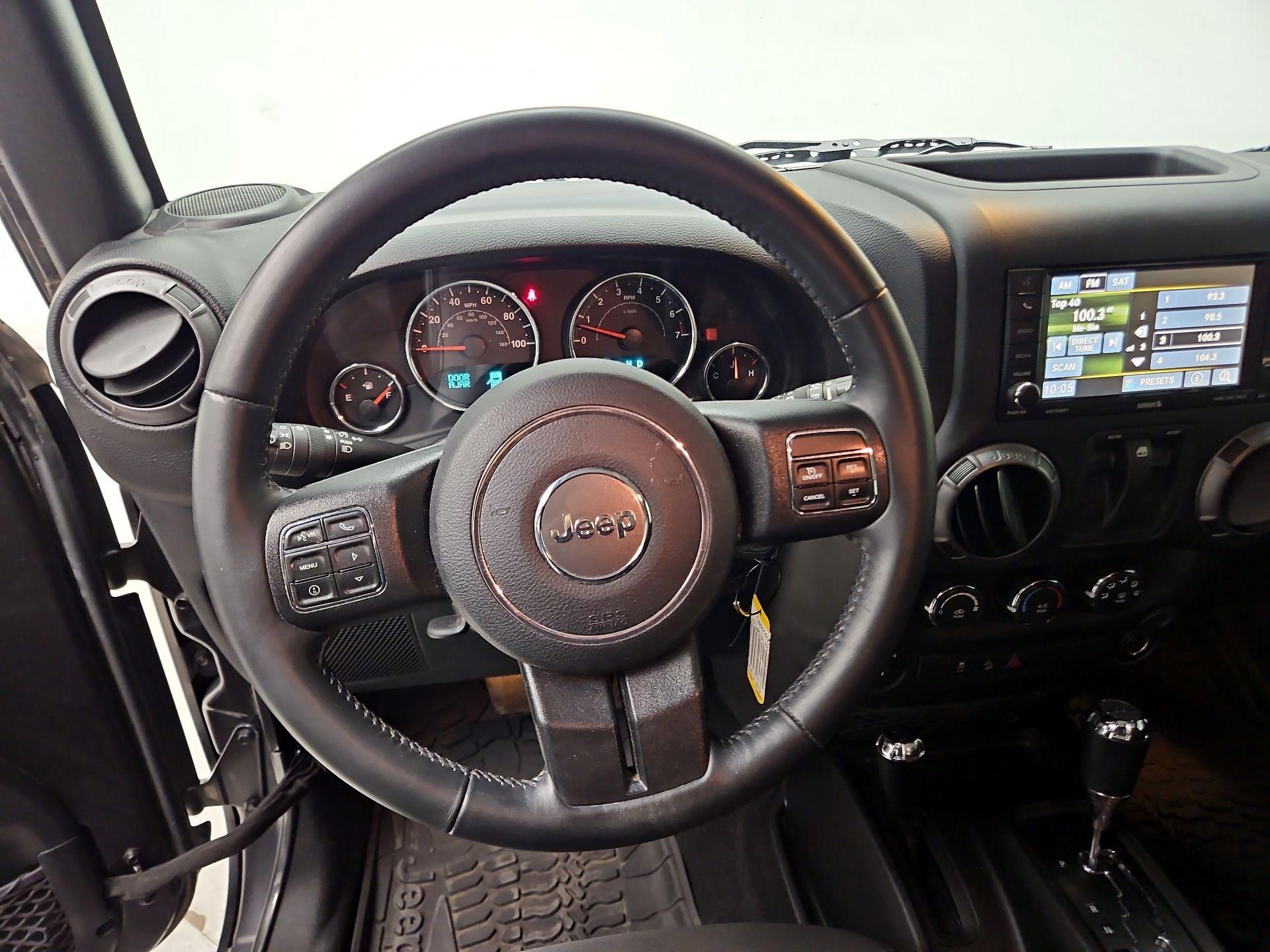 Thumbnail: 2017 Jeep Wrangler - 10