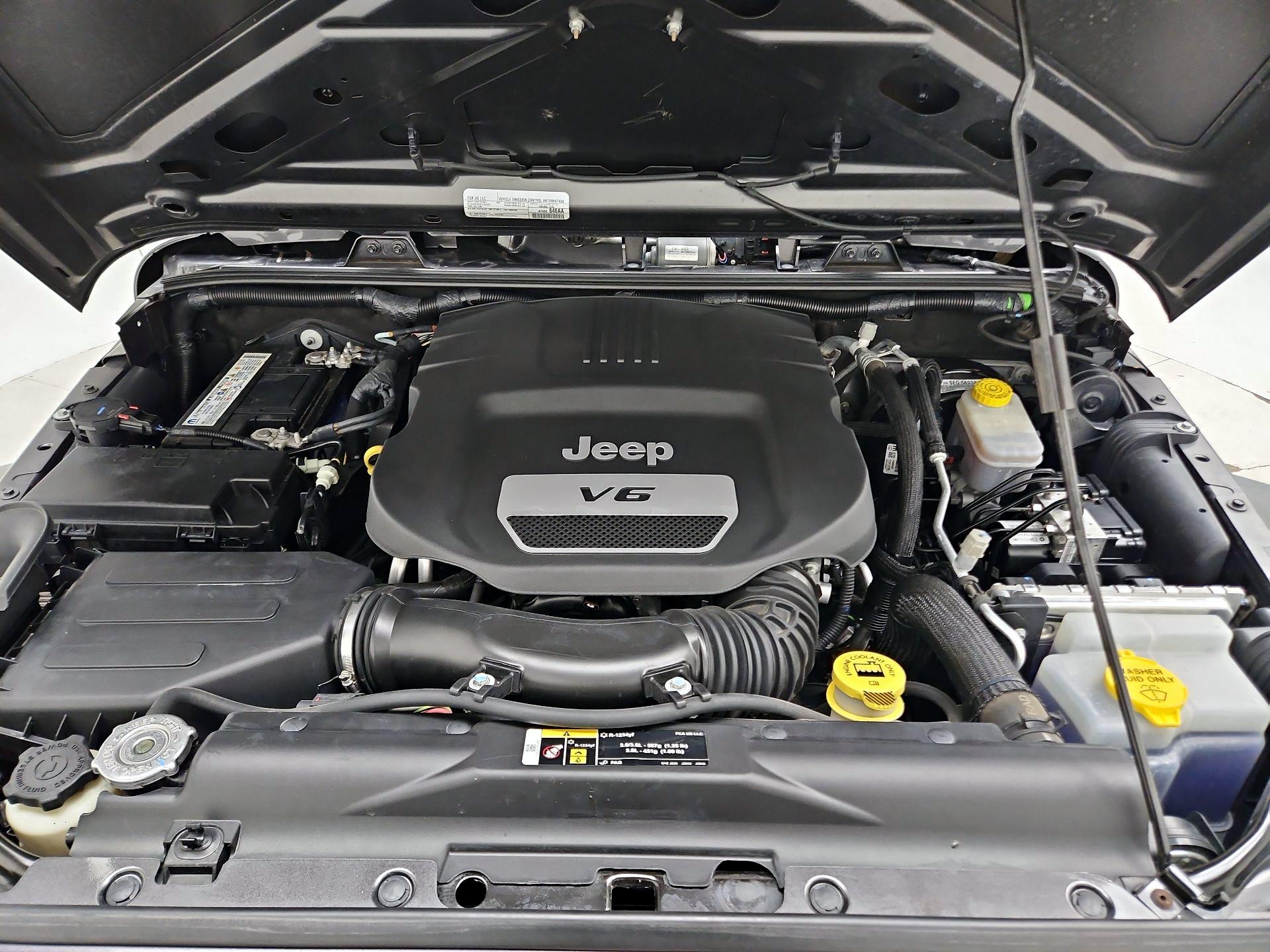 Thumbnail: 2017 Jeep Wrangler - 19