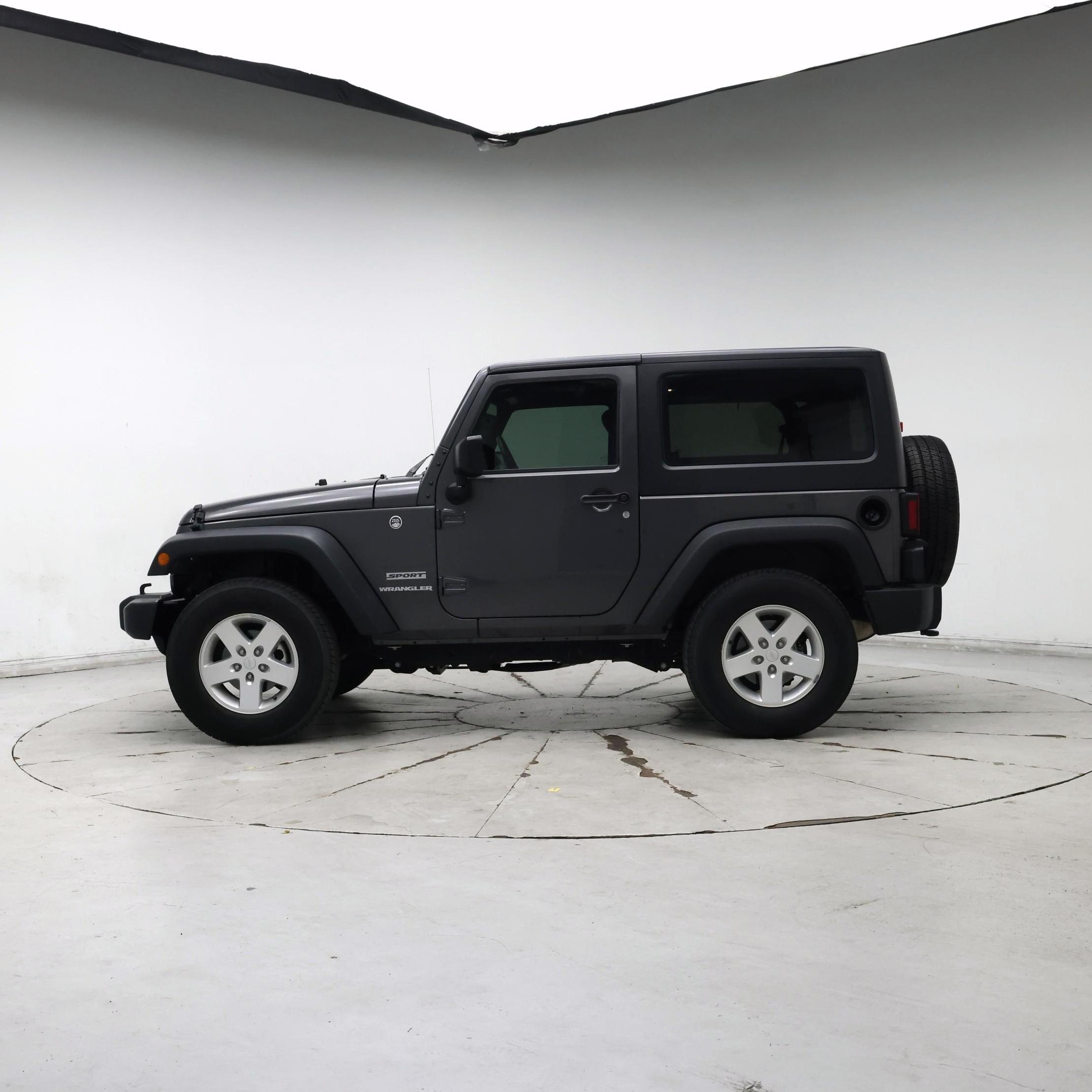Thumbnail: 2017 Jeep Wrangler - 3