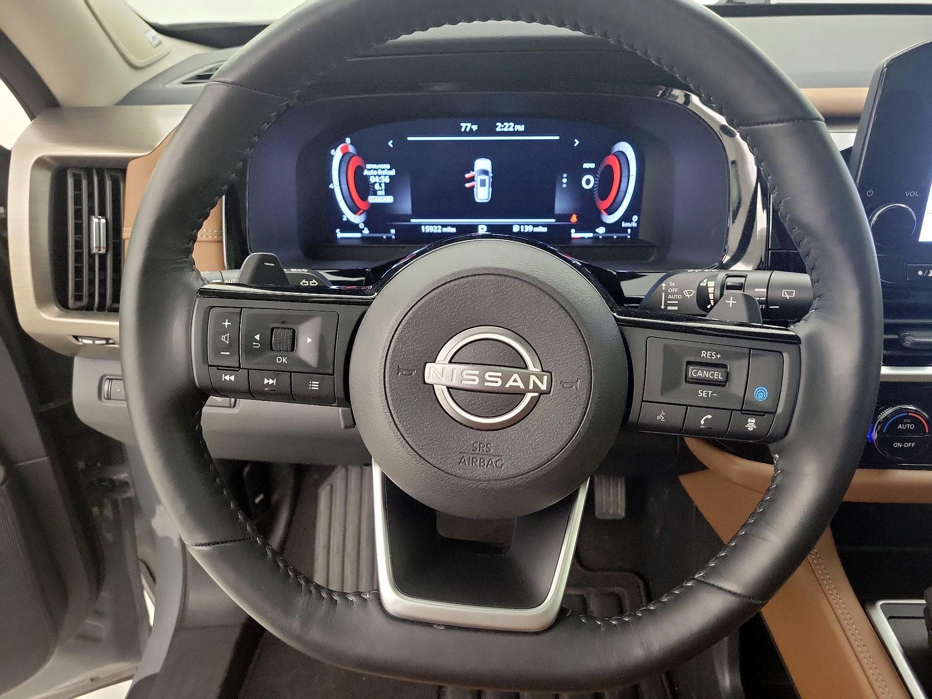 Thumbnail: 2023 Nissan Pathfinder - 10