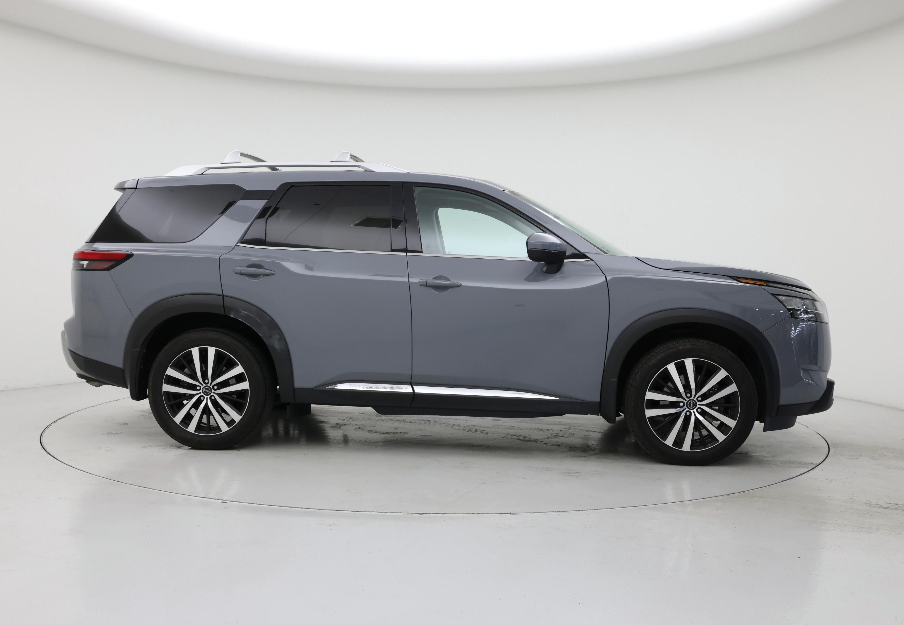 Thumbnail: 2023 Nissan Pathfinder - 7