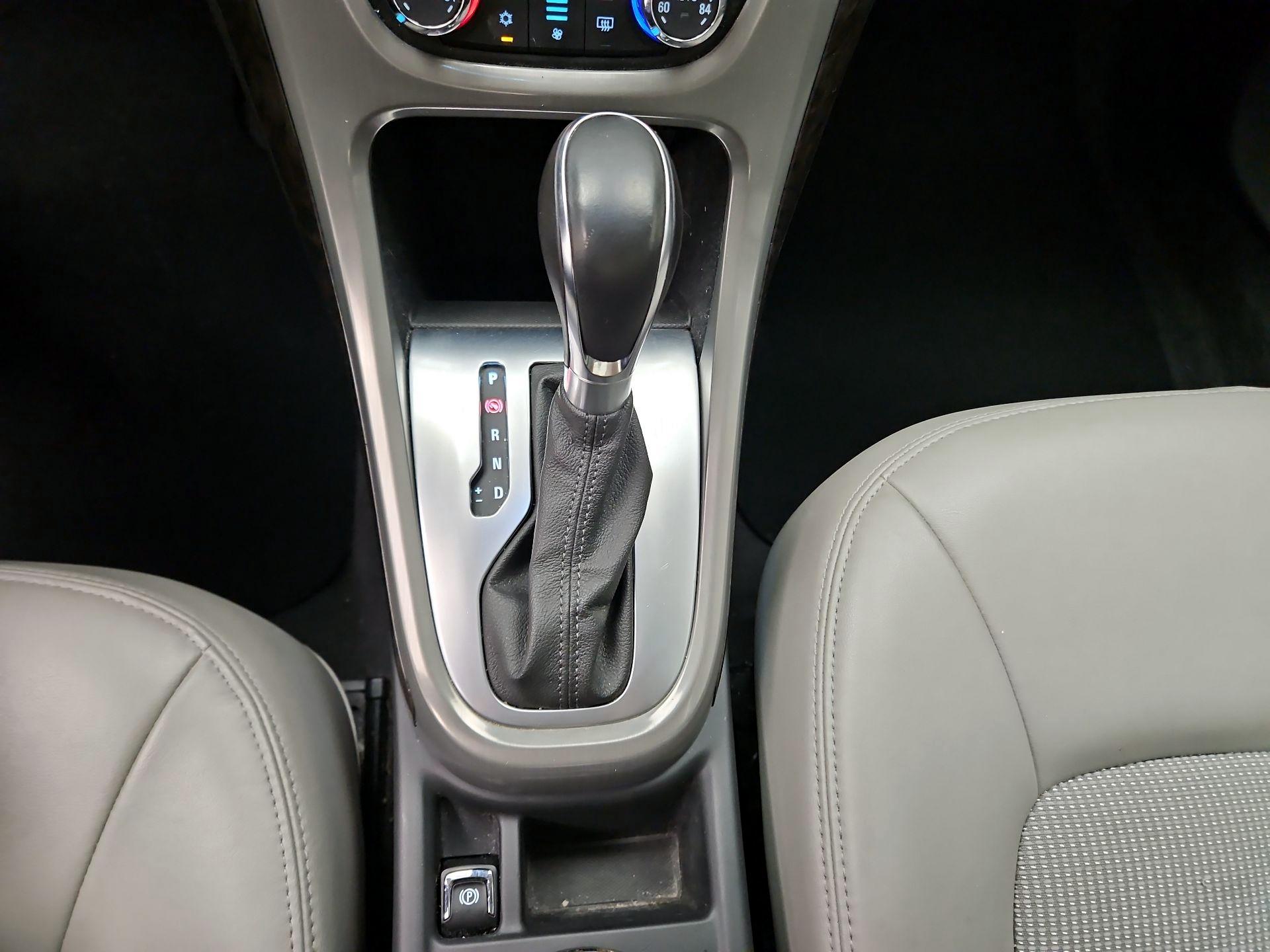 Thumbnail: 2015 Buick Verano - 17