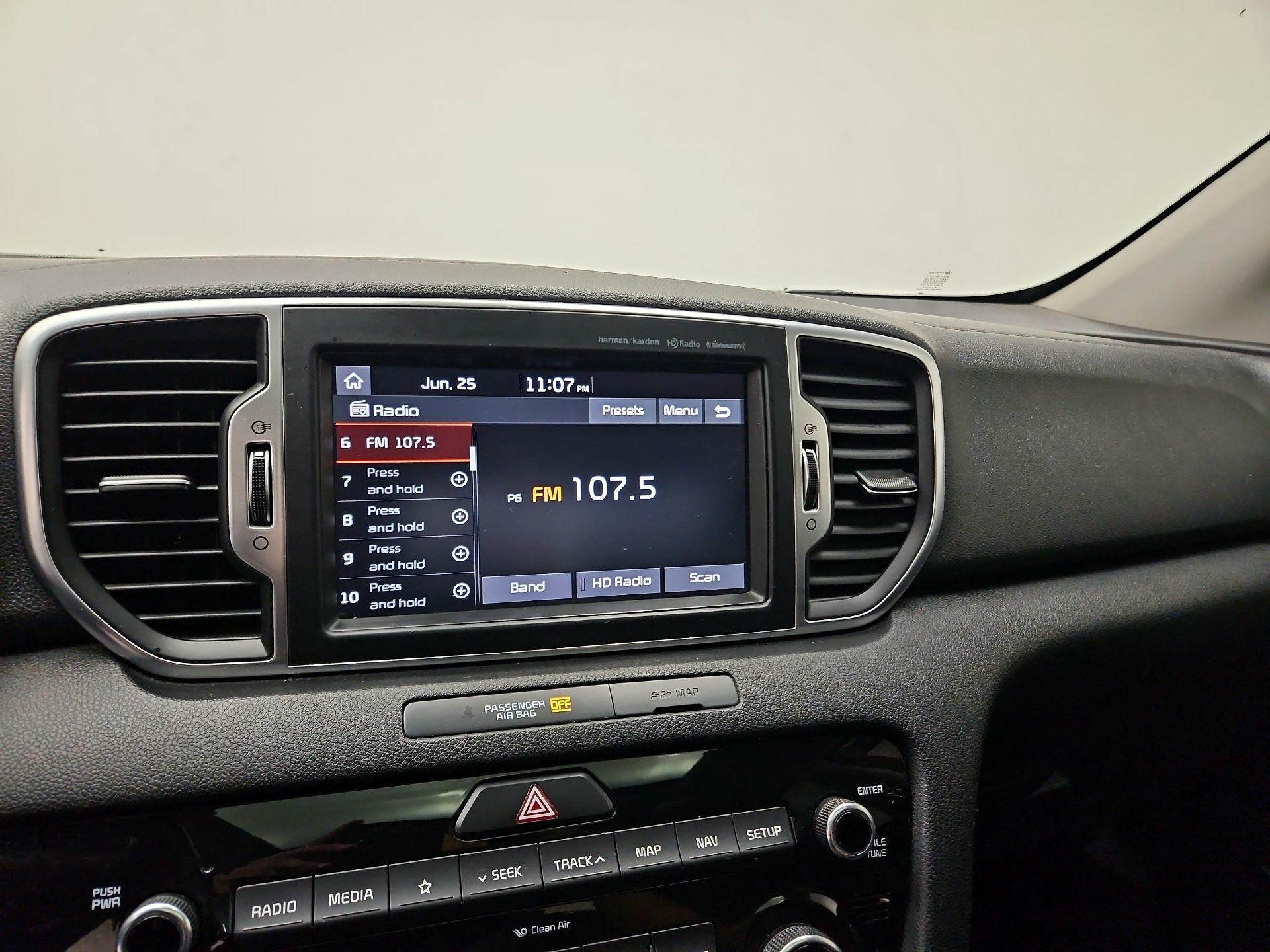 Thumbnail: 2018 Kia Sportage - 16