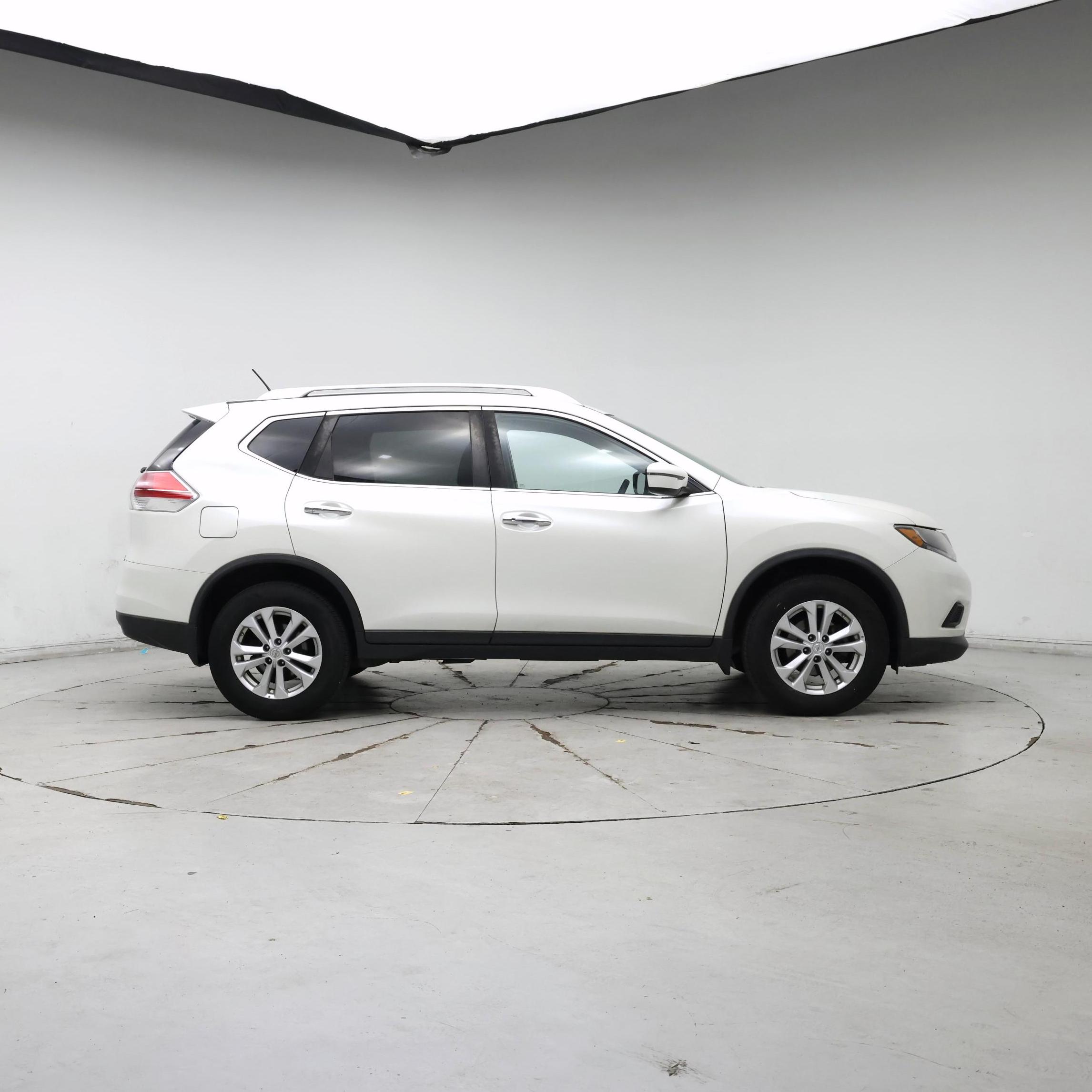 Thumbnail: 2016 Nissan Rogue - 7