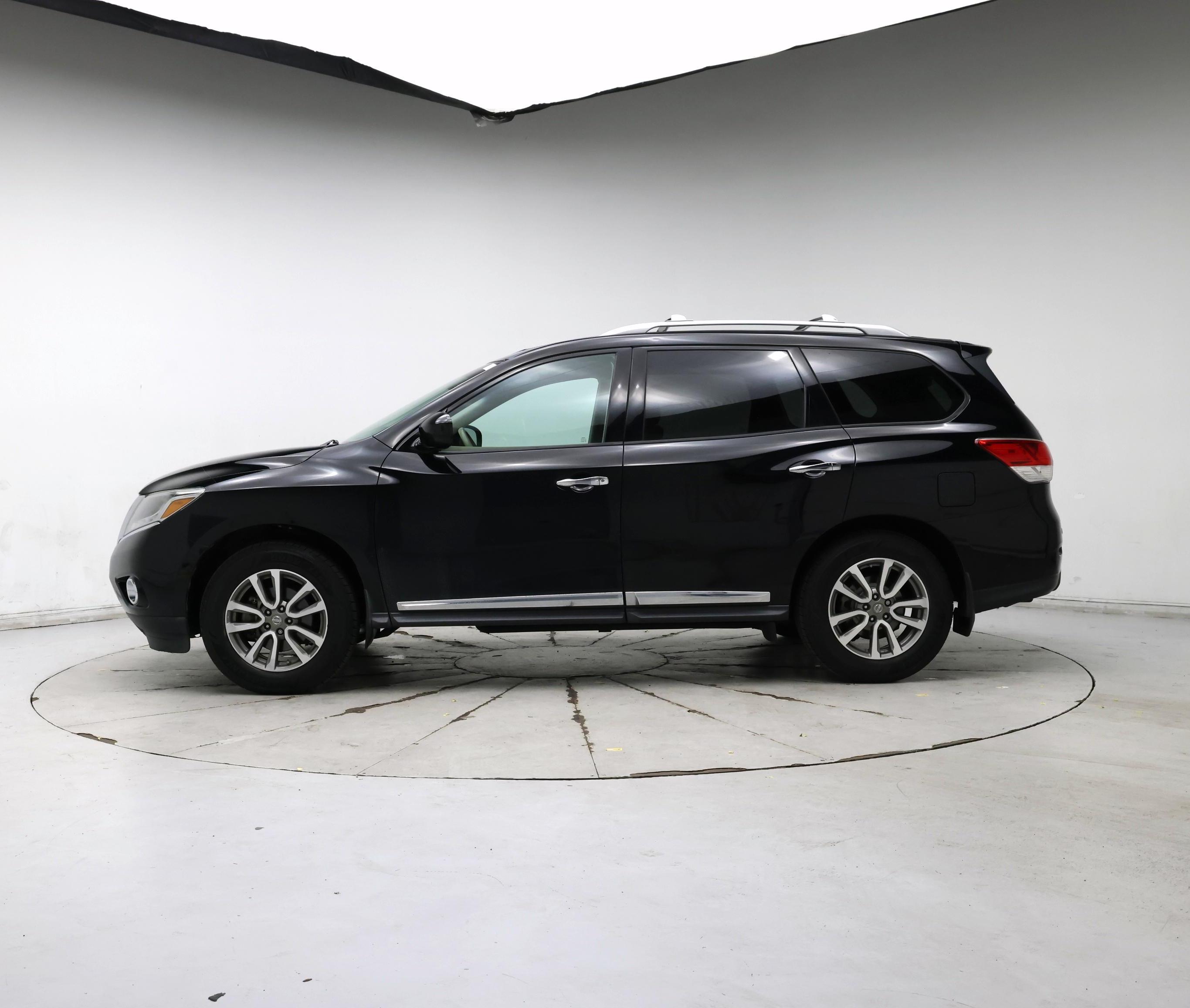 Thumbnail: 2014 Nissan Pathfinder - 3