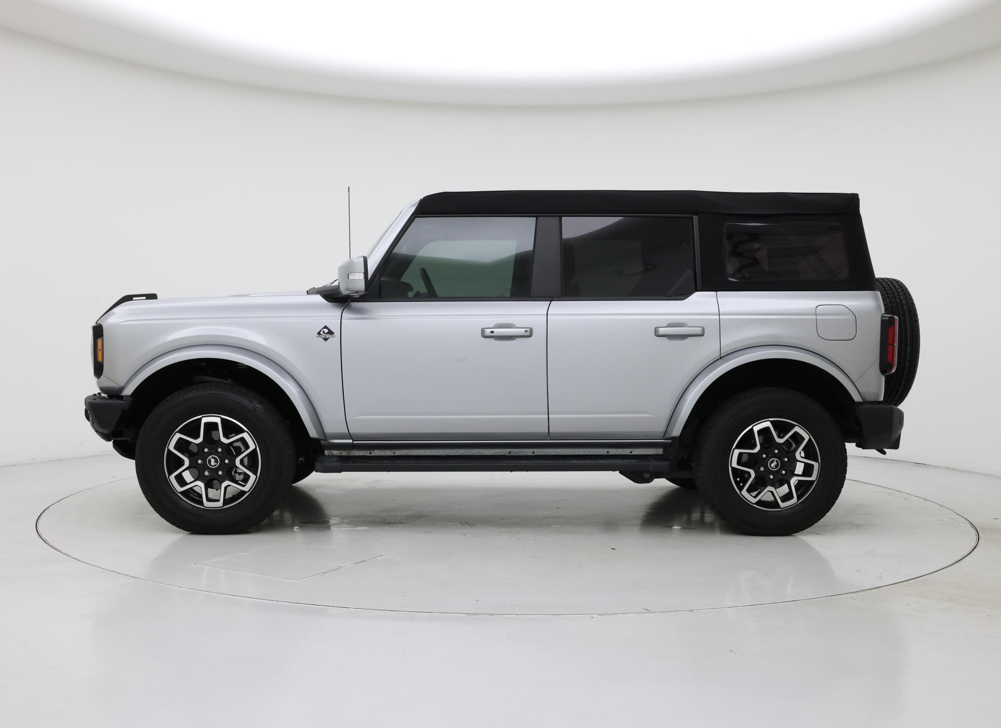 Thumbnail: 2024 Ford Bronco - 3