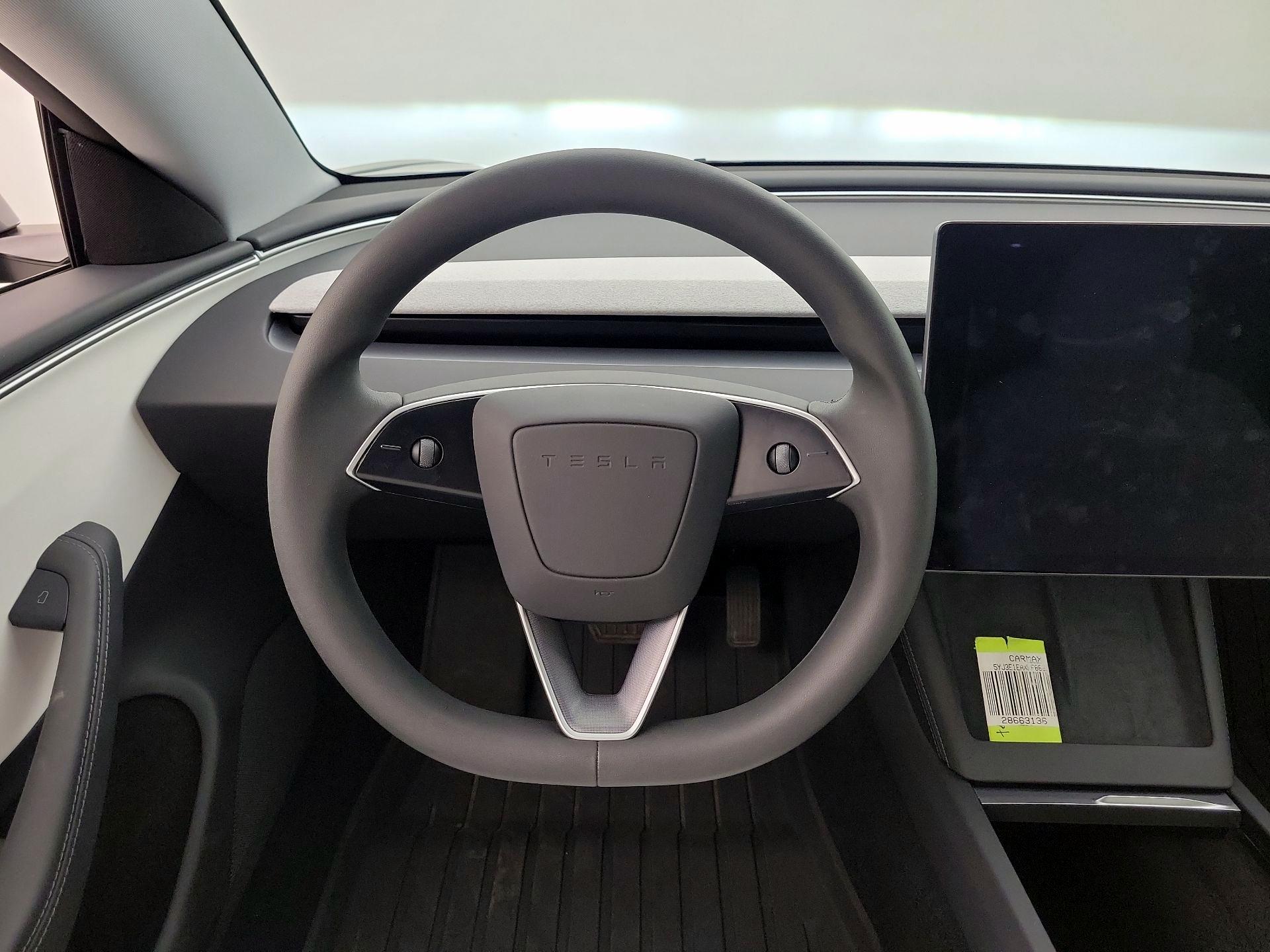 Thumbnail: 2024 Tesla Model 3 - 10