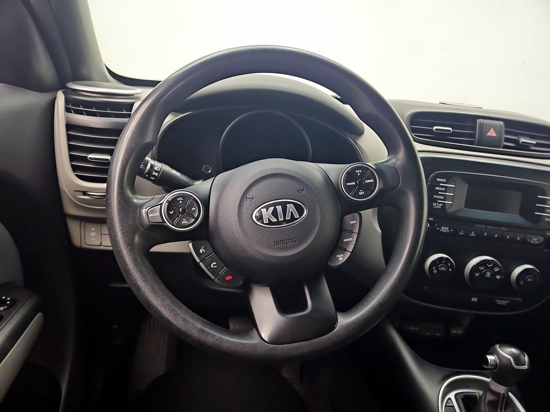 Thumbnail: 2015 Kia Soul - 10