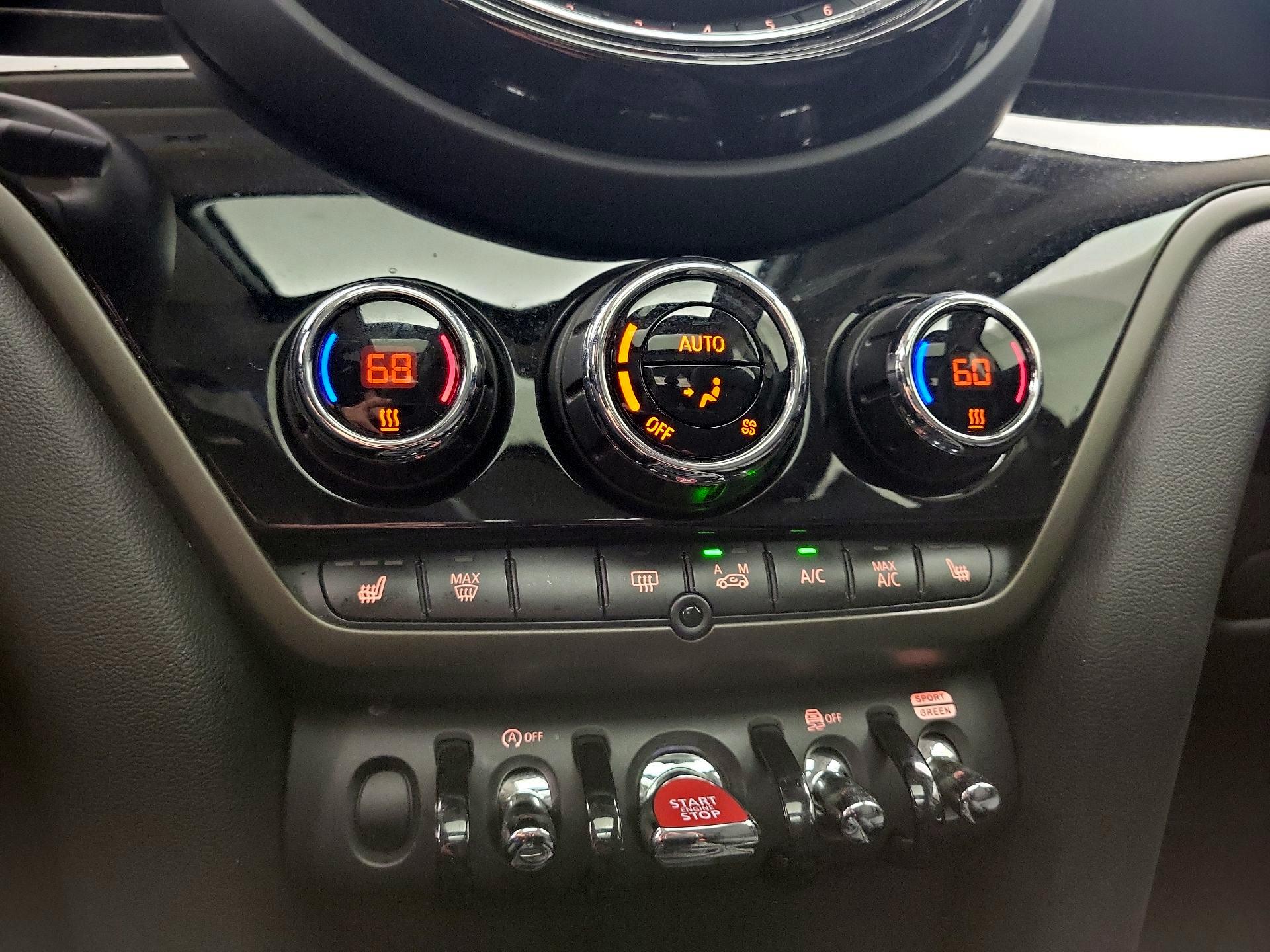 Thumbnail: 2020 MINI Cooper Countryman - 16