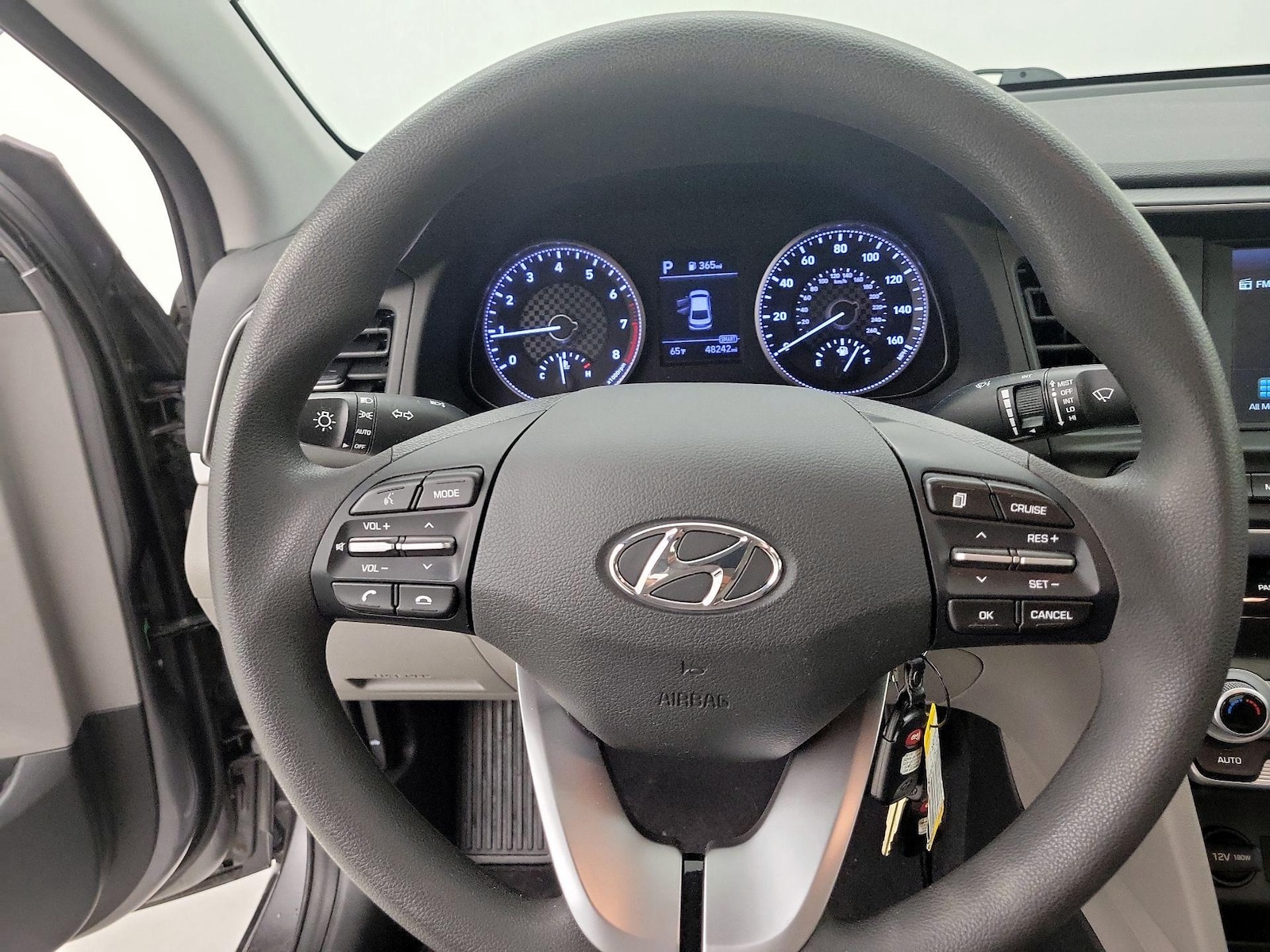 2020 Hyundai Elantra SEL - Photo 11