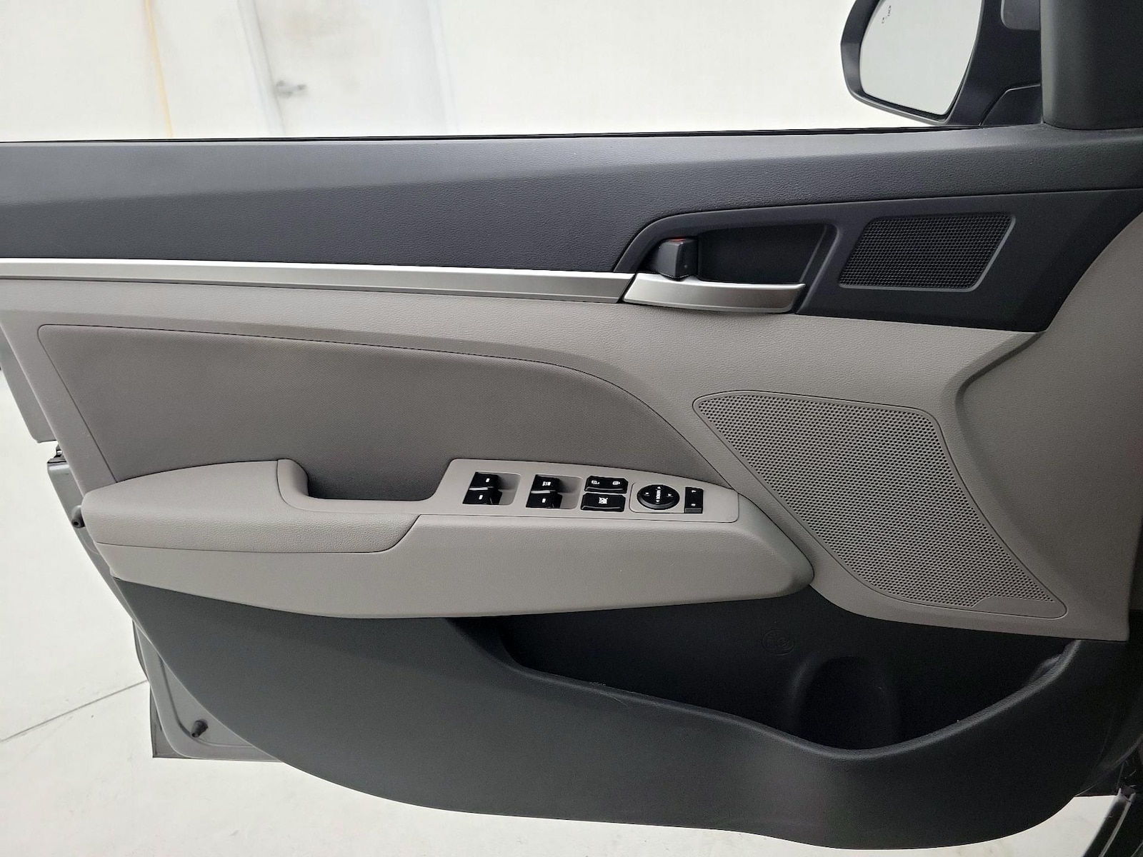 2020 Hyundai Elantra SEL - Photo 13