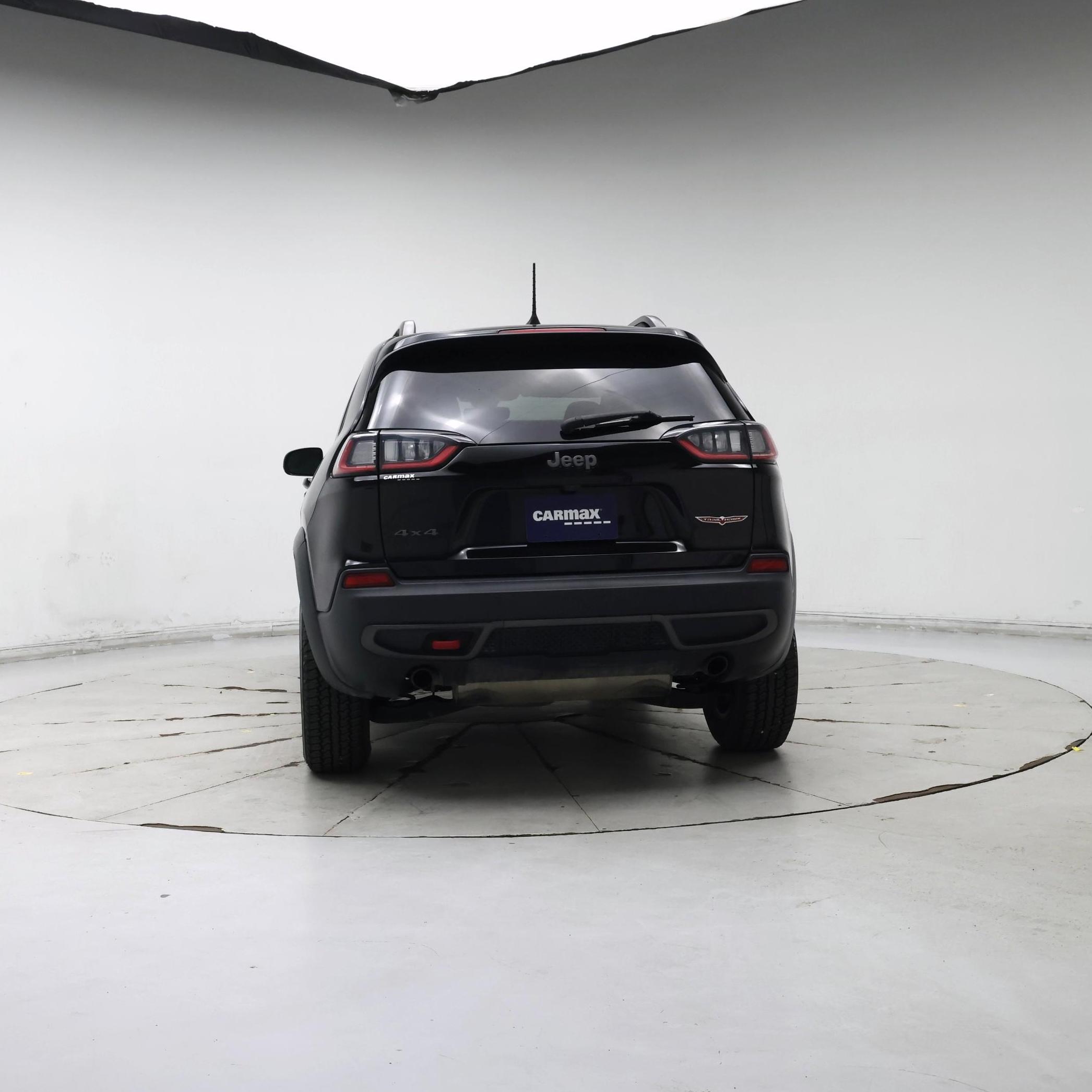 Thumbnail: 2020 Jeep Cherokee - 6