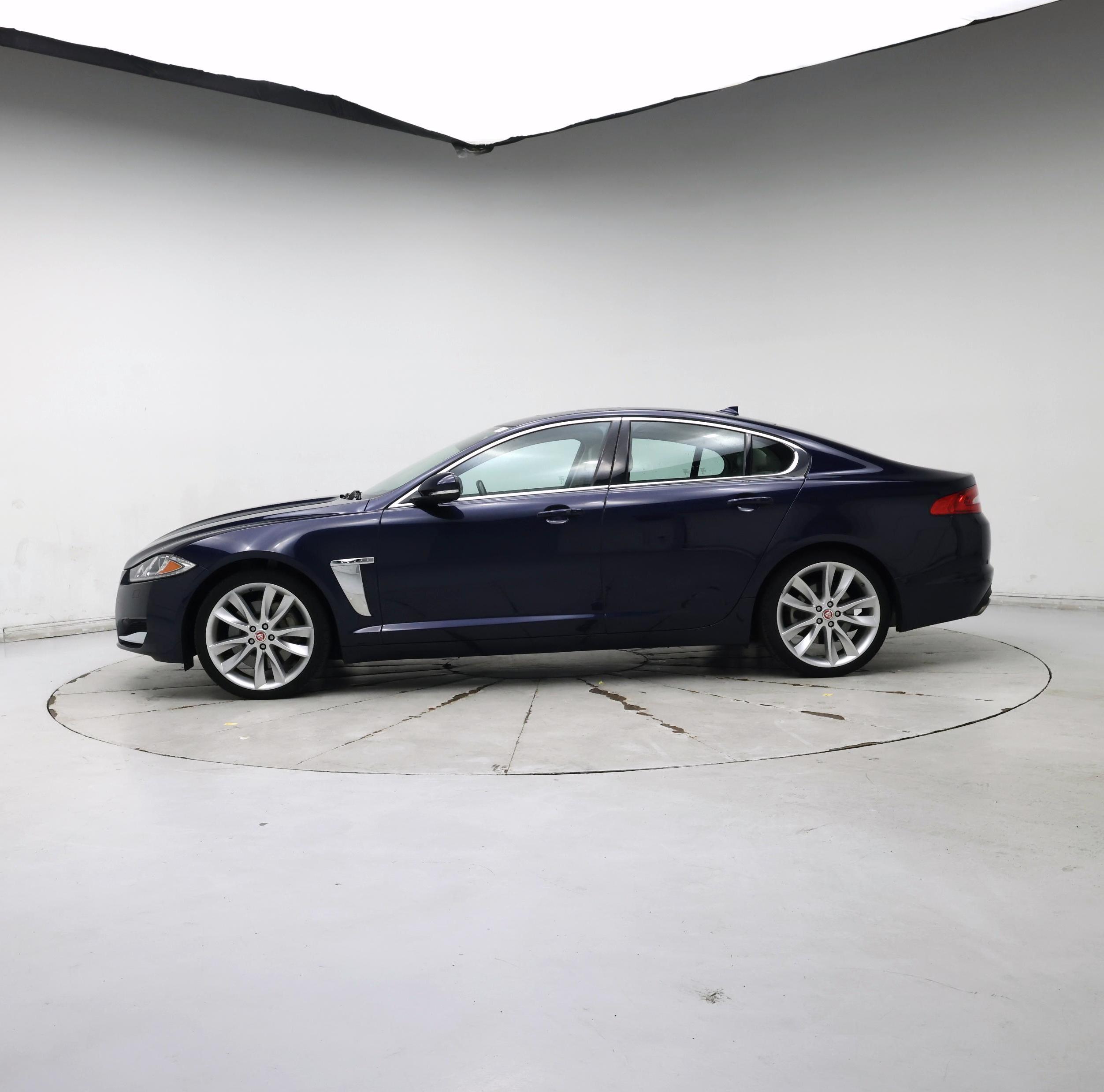 Thumbnail: 2015 Jaguar XF - 3