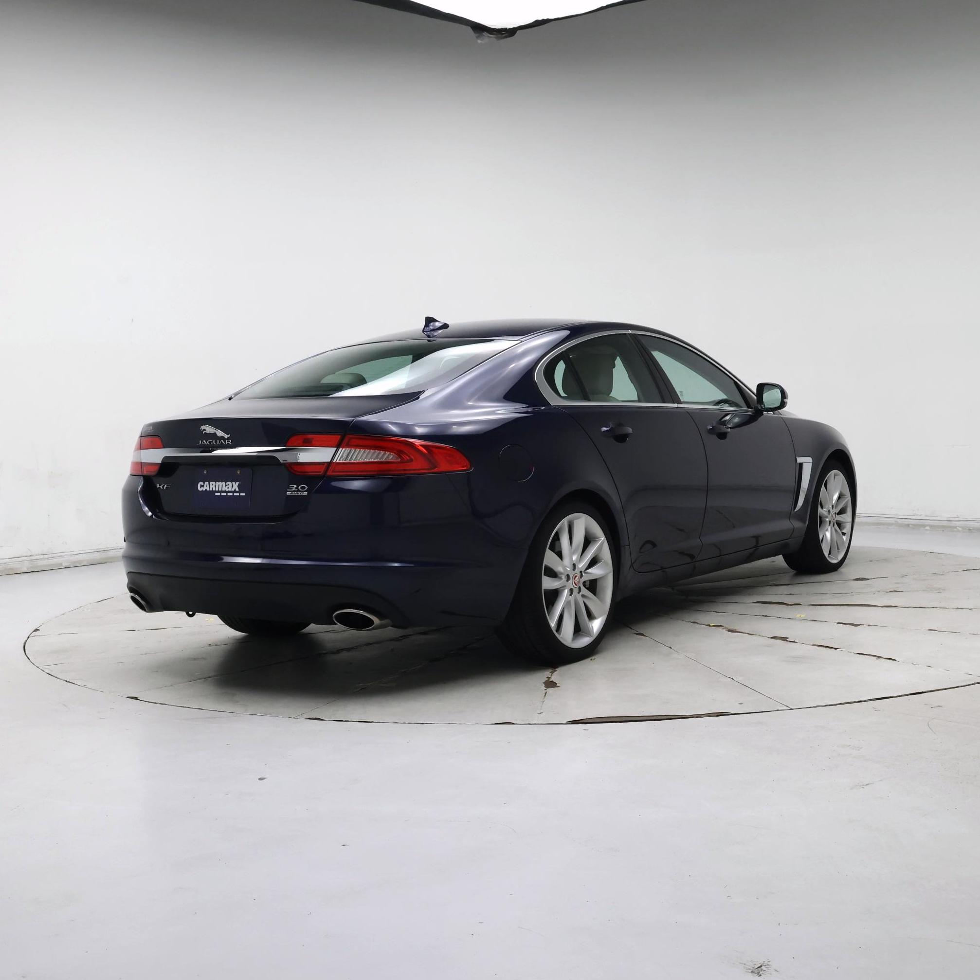 Thumbnail: 2015 Jaguar XF - 8