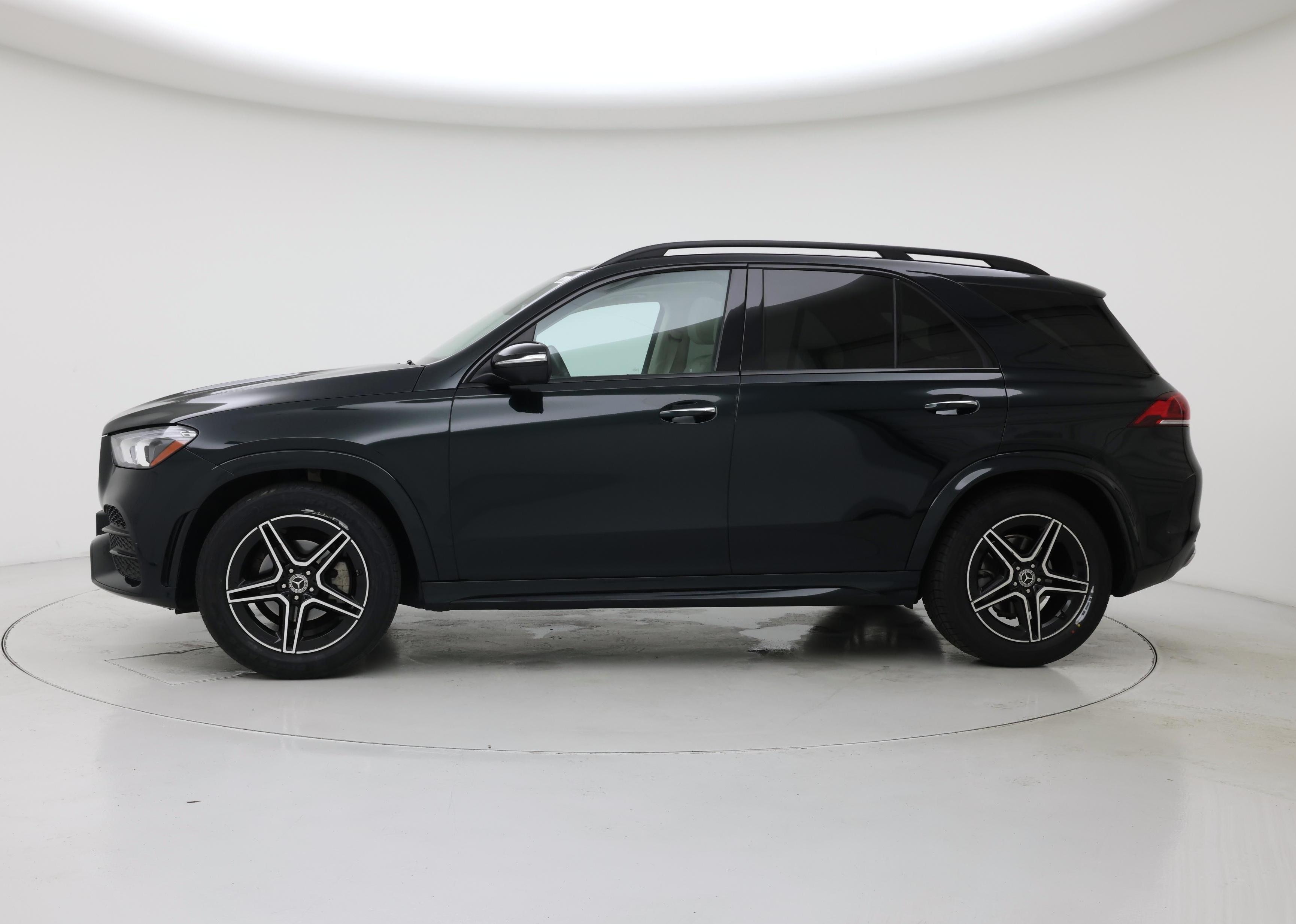 Thumbnail: 2021 Mercedes-Benz GLE - 3