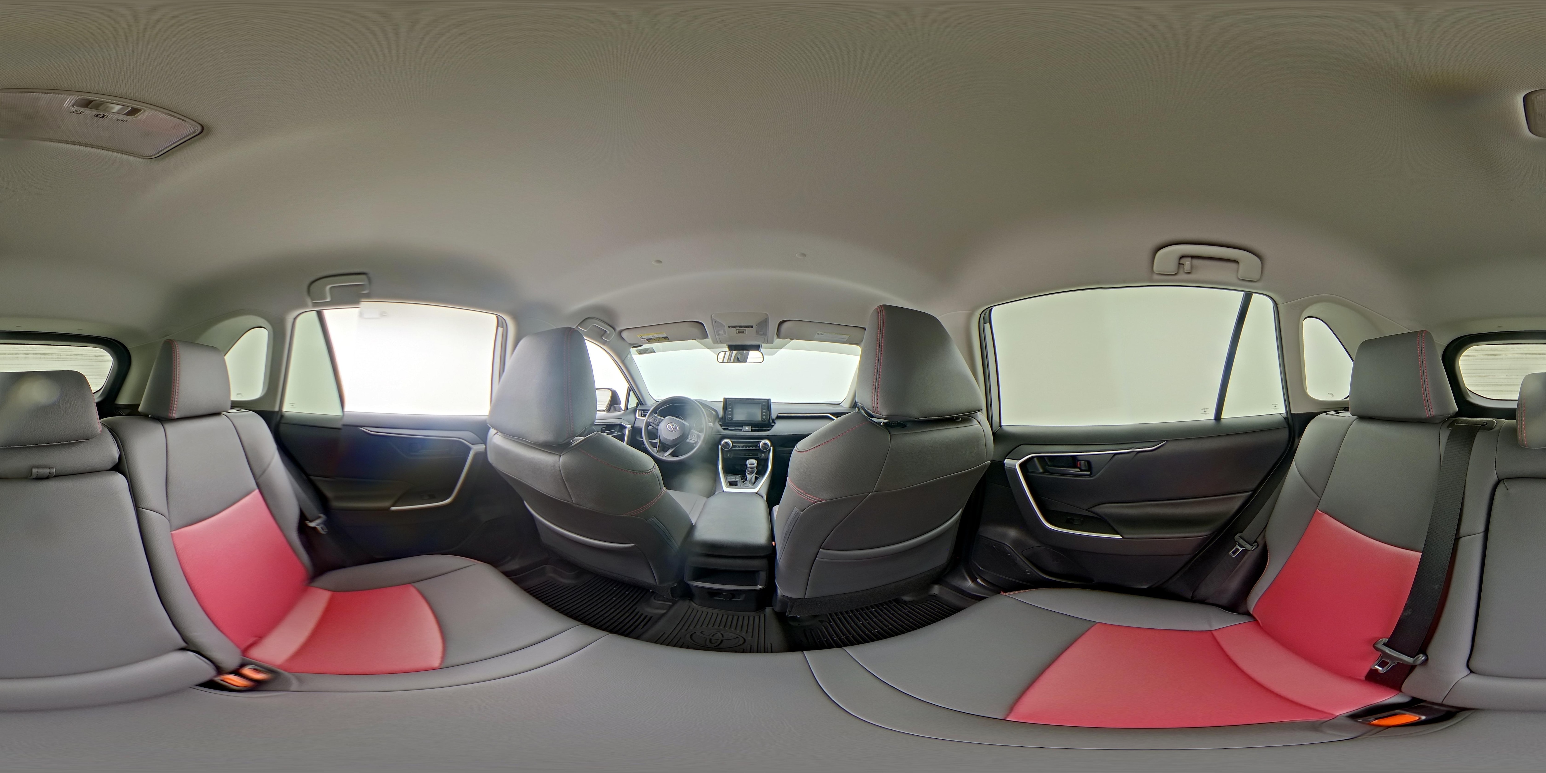 2019 Toyota RAV4 LE - Photo 25