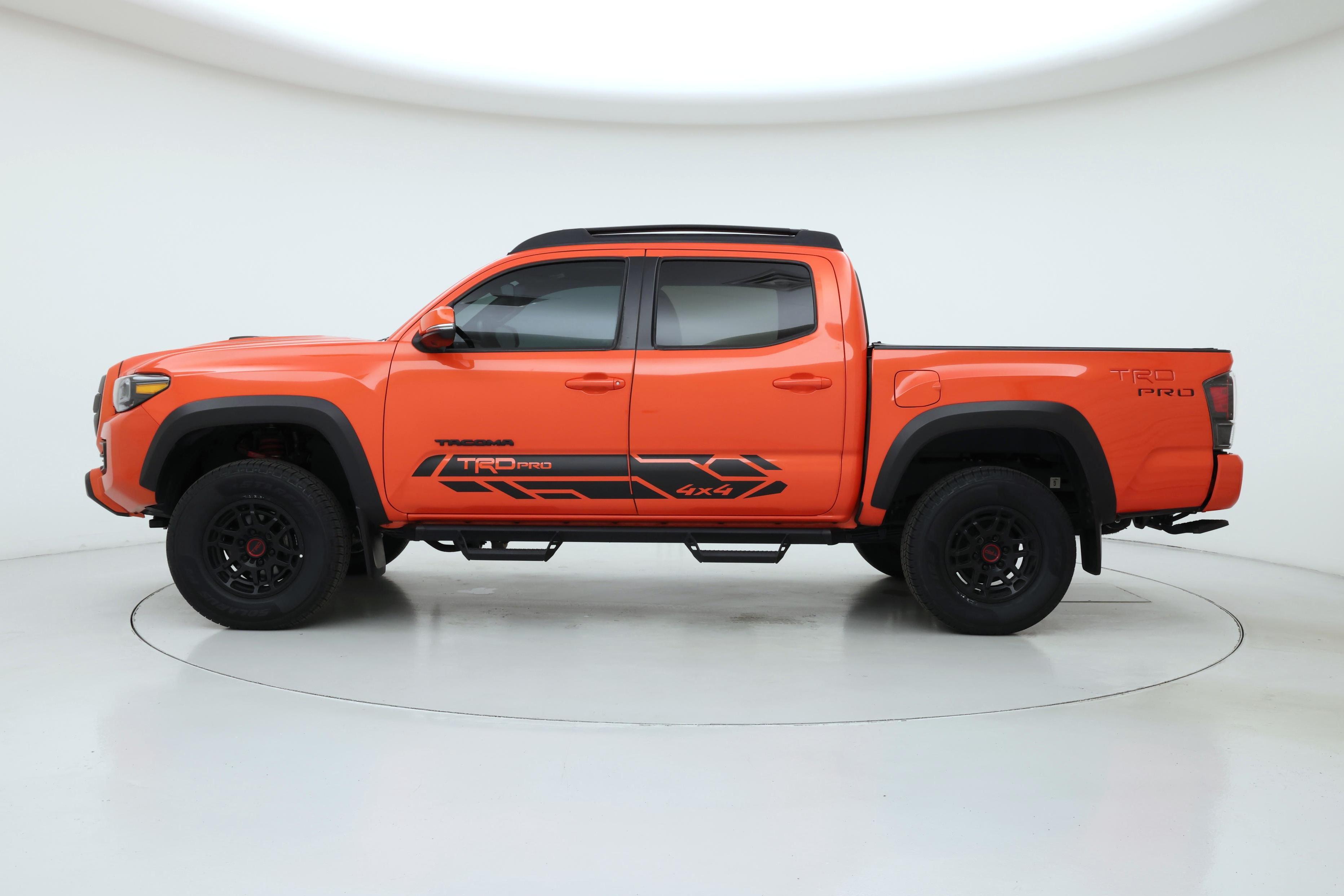 Thumbnail: 2023 Toyota Tacoma - 3