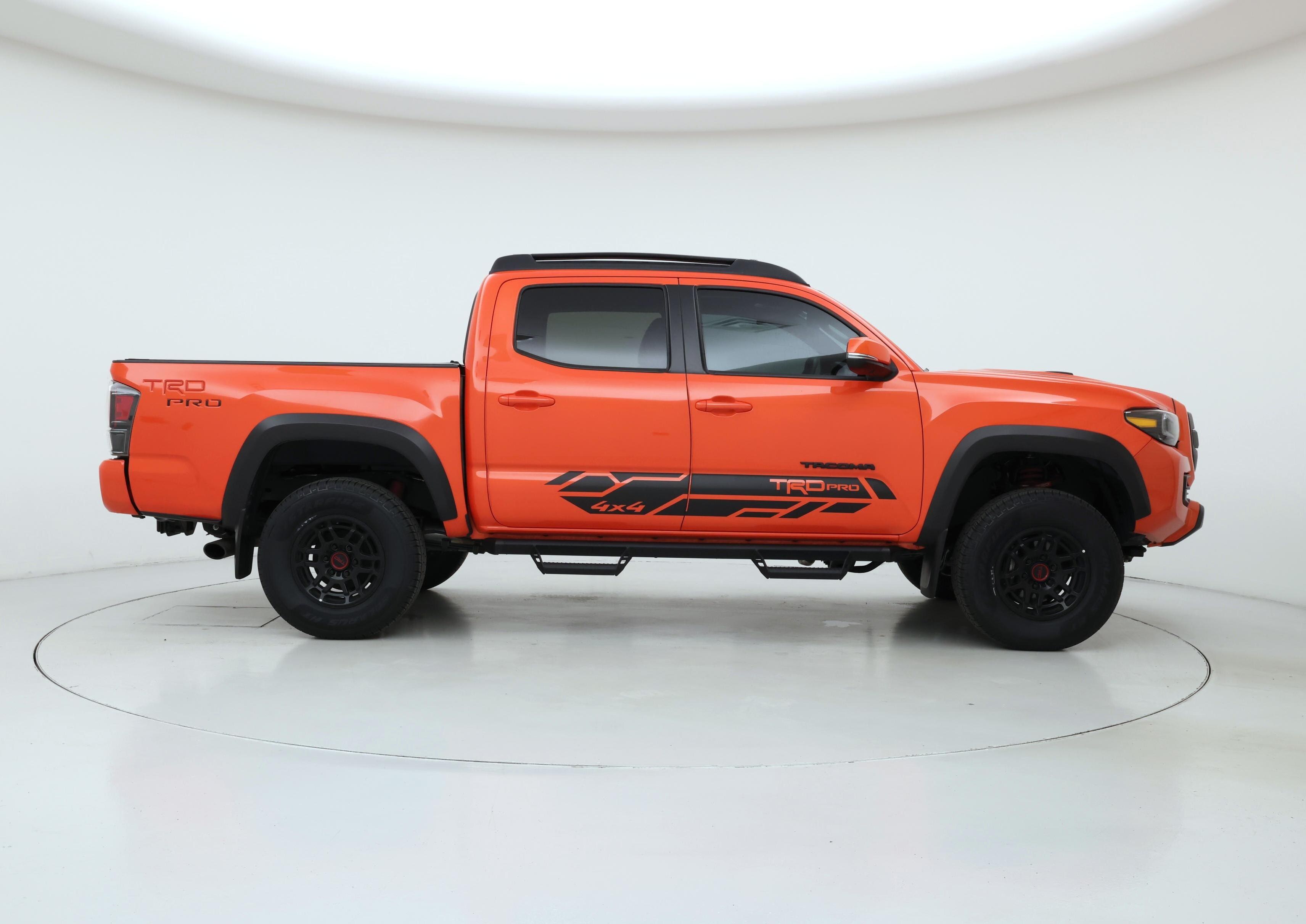 Thumbnail: 2023 Toyota Tacoma - 7