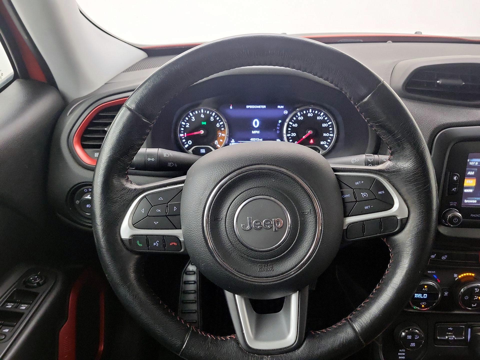 Thumbnail: 2017 Jeep Renegade - 10