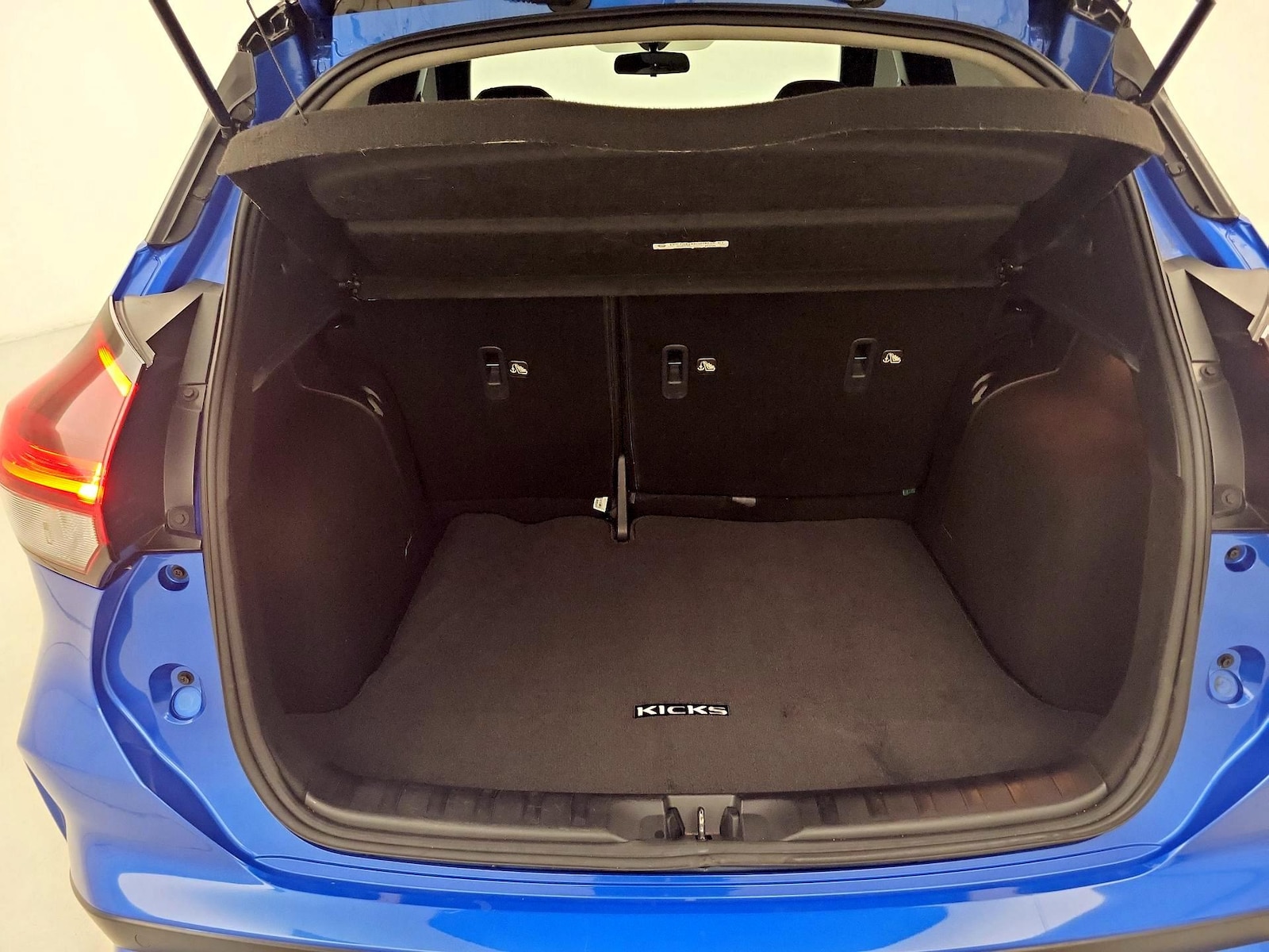 2024 Nissan Kicks SR - Photo 21