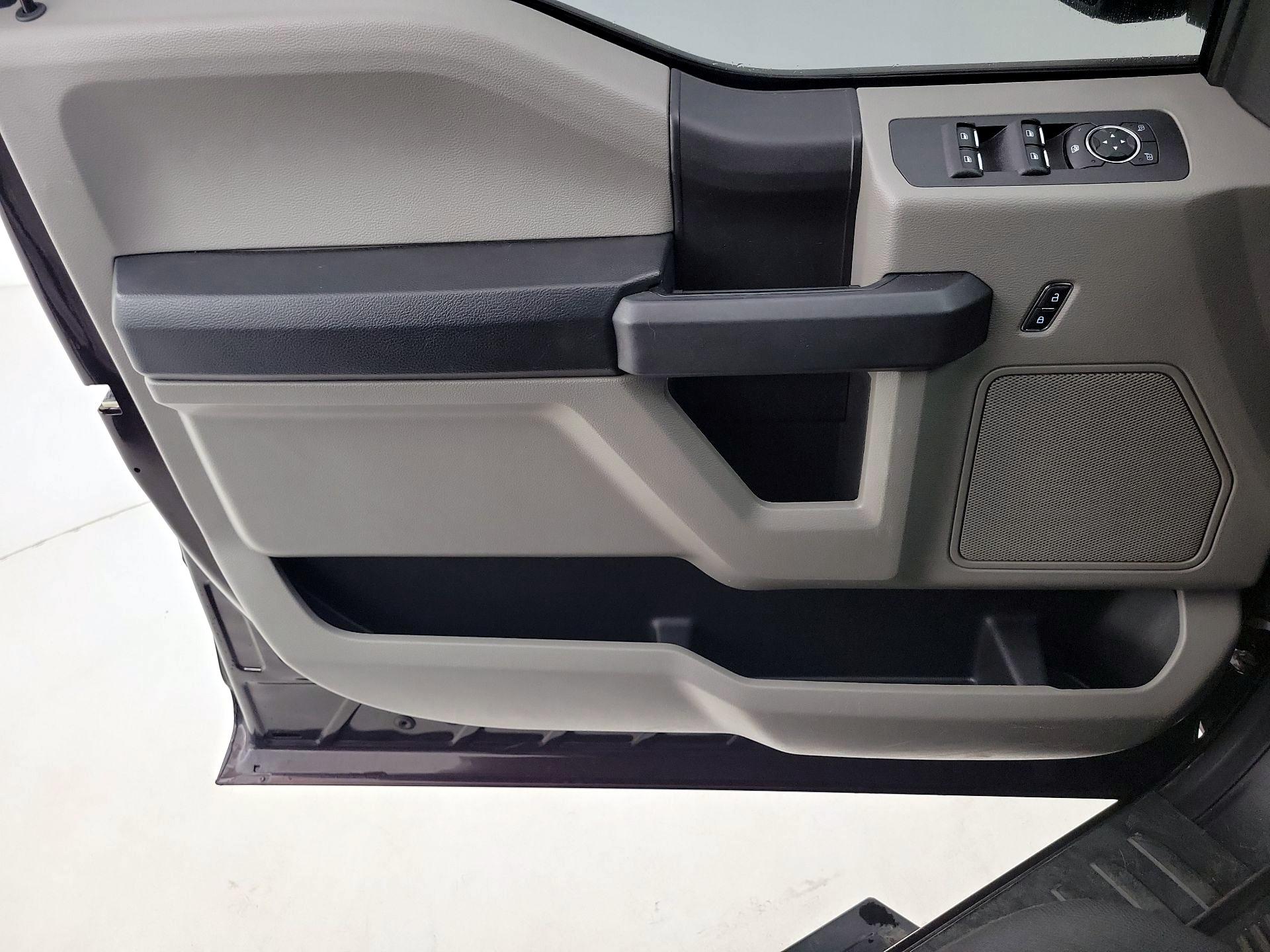 Thumbnail: 2019 Ford F-150 - 12