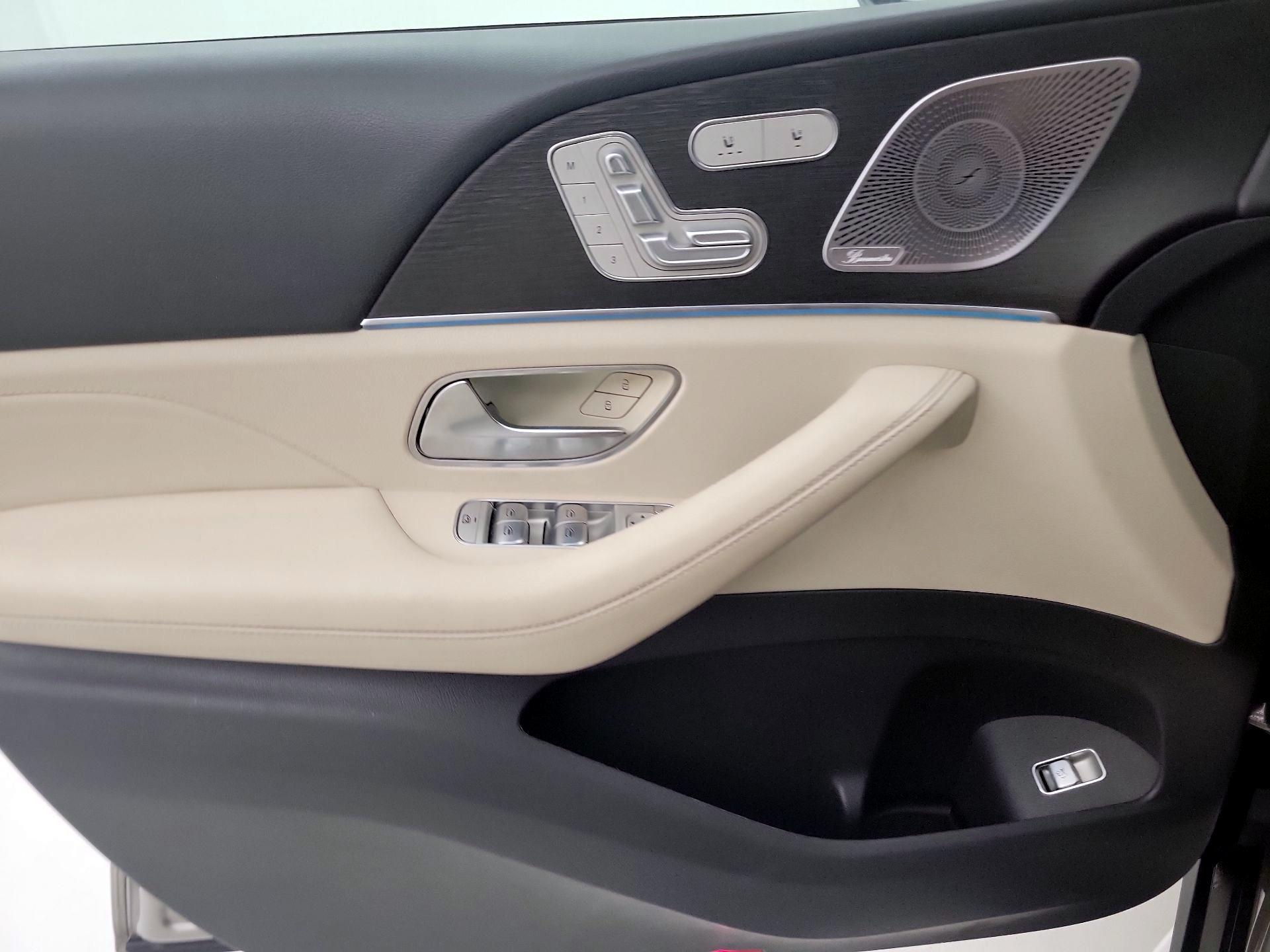Thumbnail: 2020 Mercedes-Benz GLE - 12