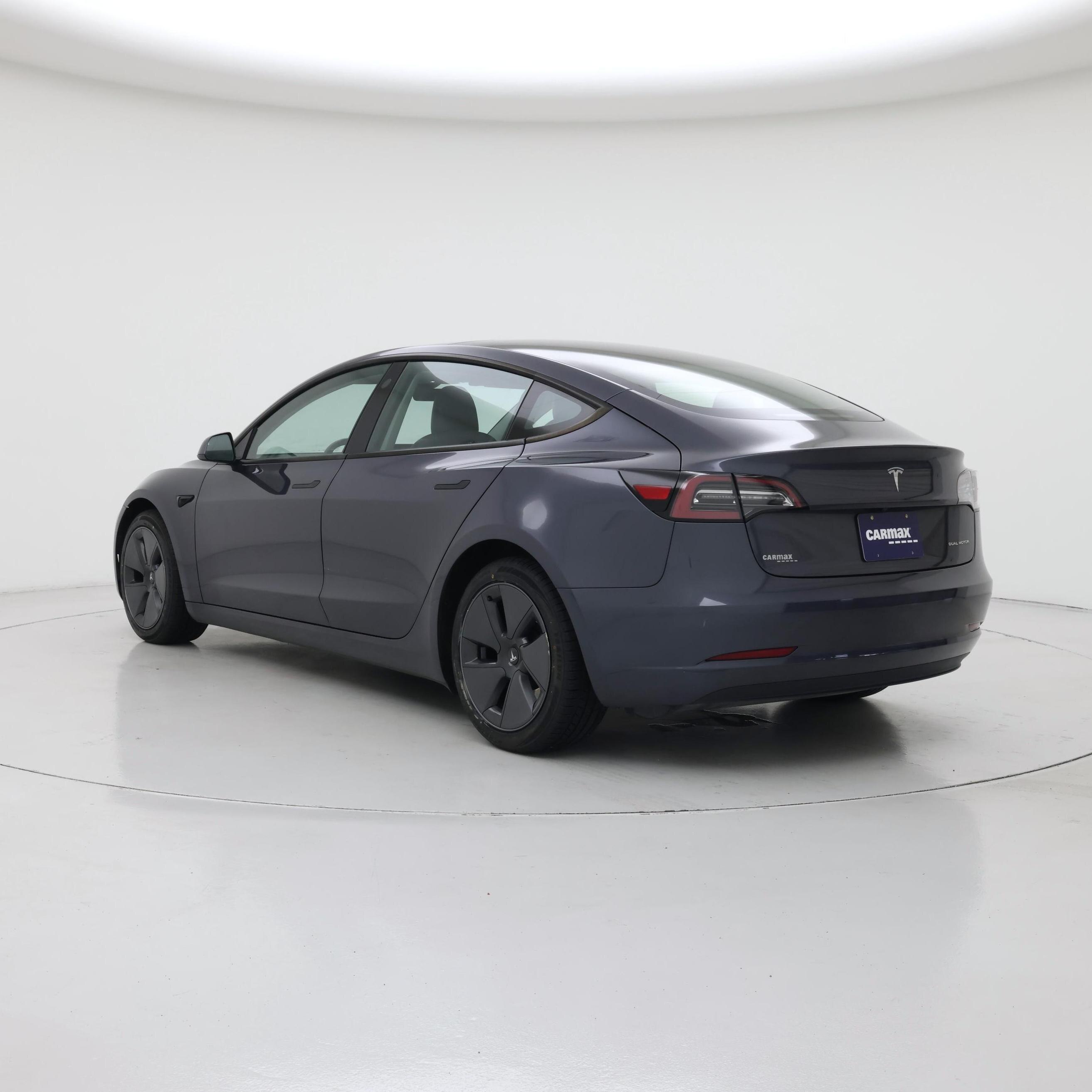 Thumbnail: 2023 Tesla Model 3 - 2