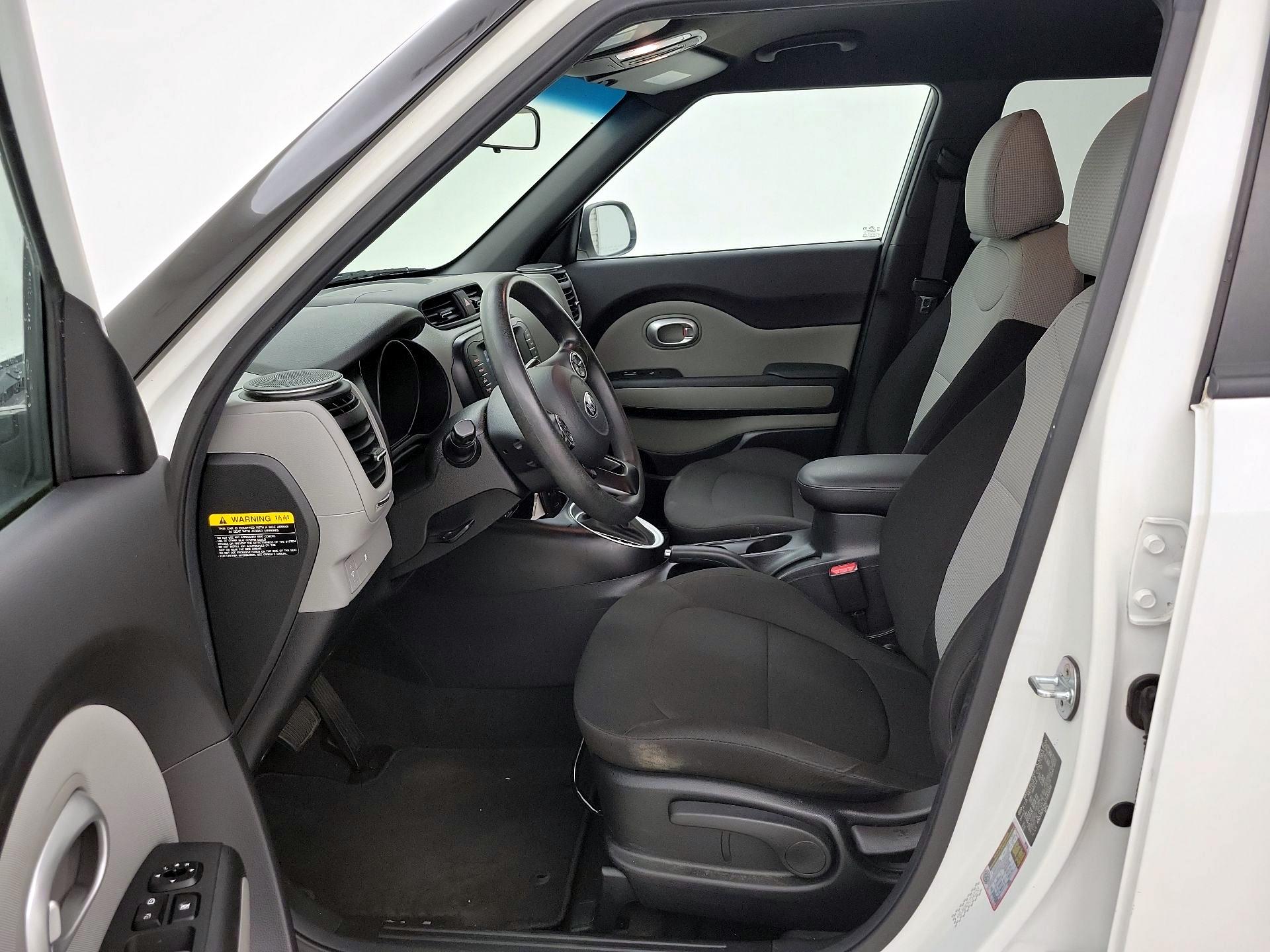 Thumbnail: 2018 Kia Soul - 11