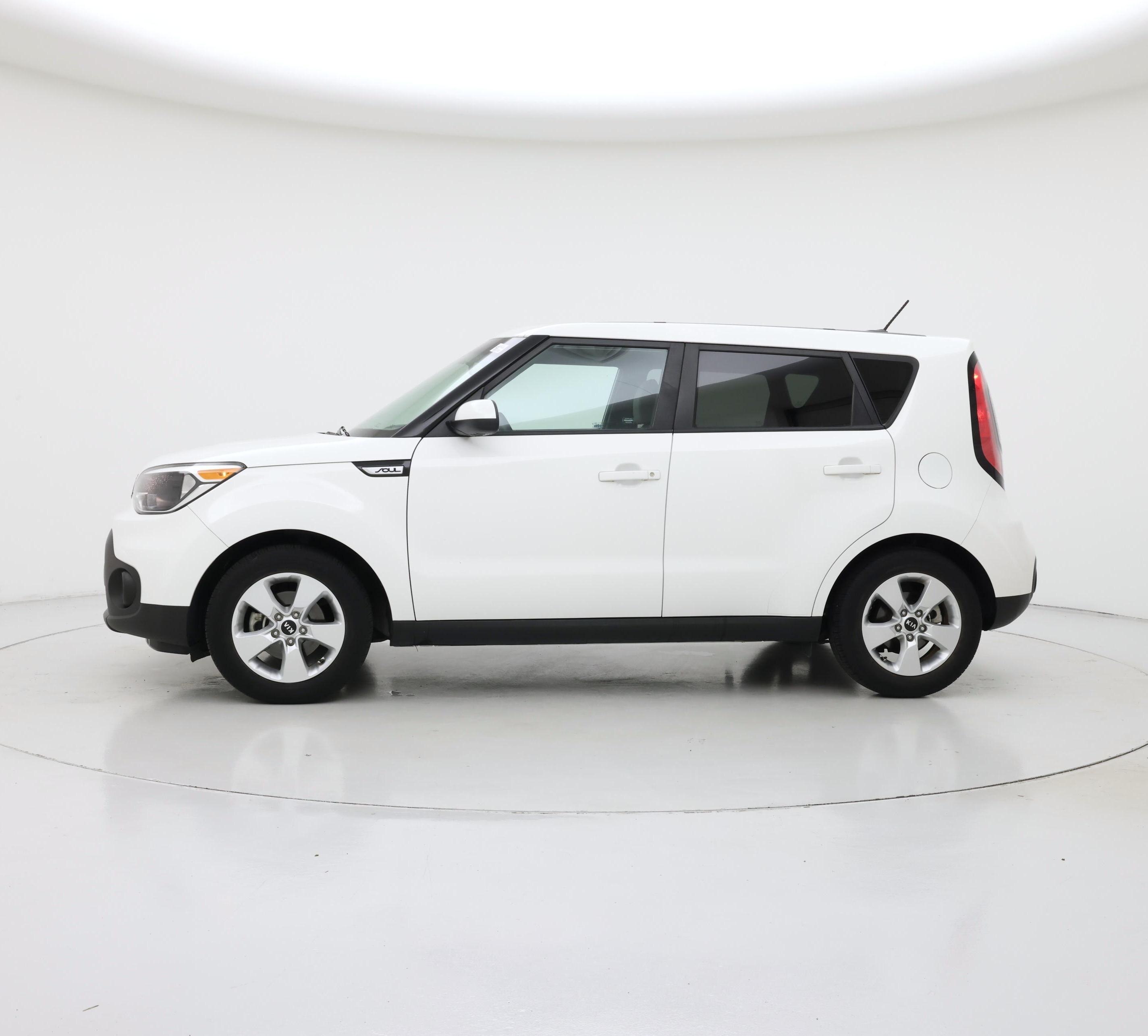 Thumbnail: 2018 Kia Soul - 3