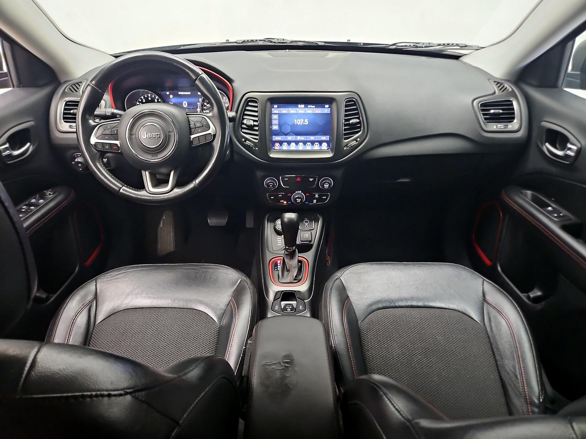 Thumbnail: 2019 Jeep Compass - 9