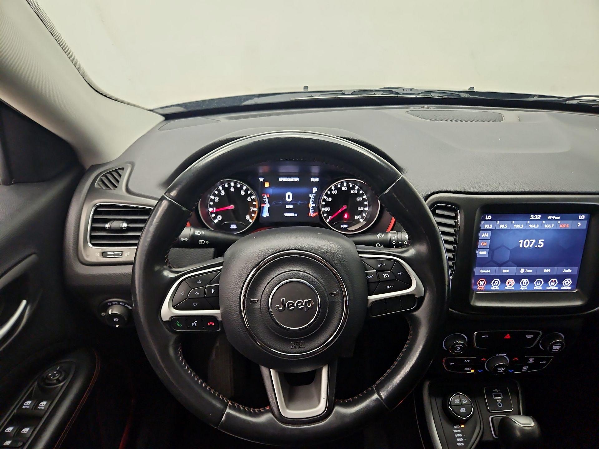 Thumbnail: 2019 Jeep Compass - 10