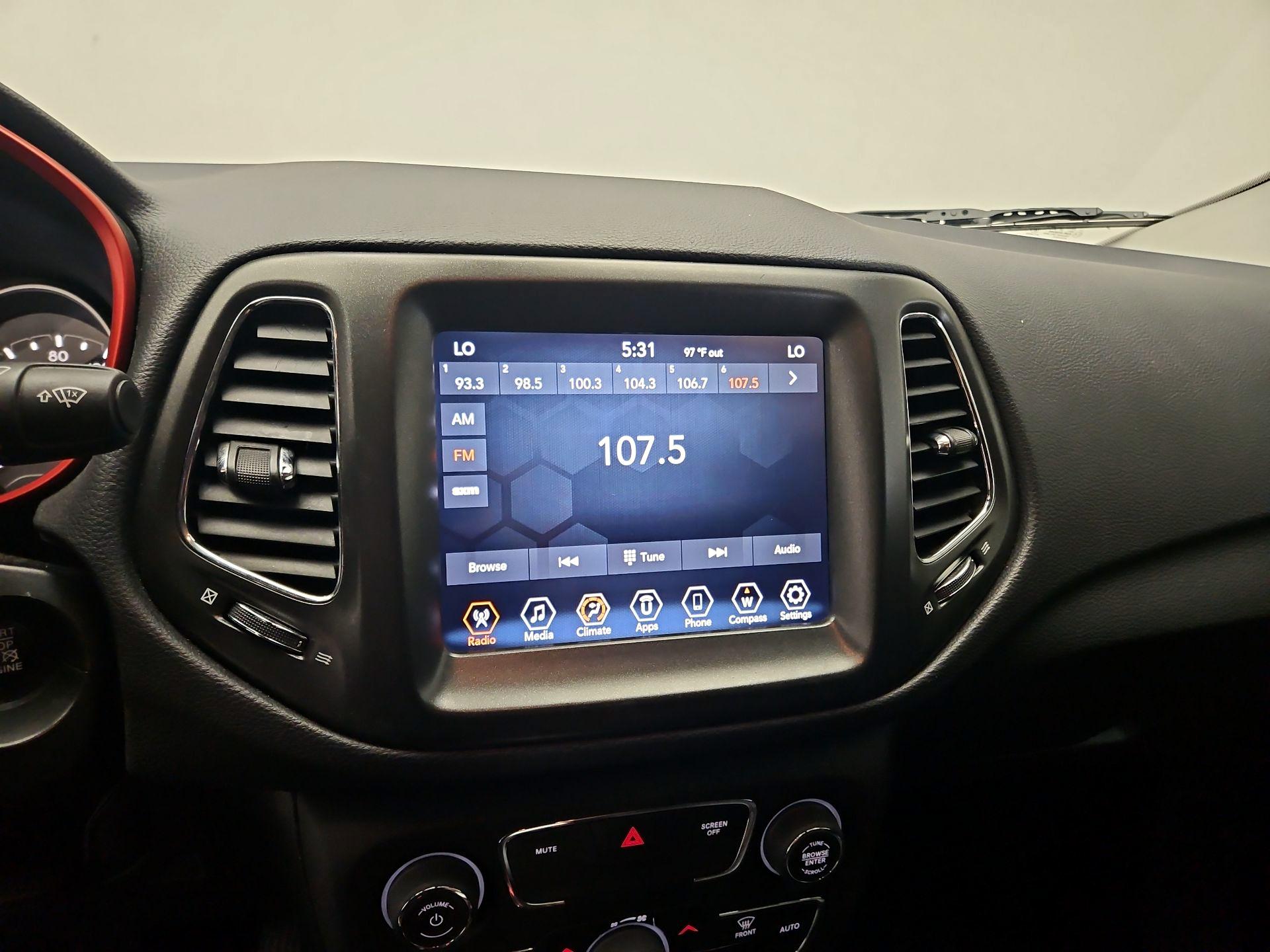 Thumbnail: 2019 Jeep Compass - 15