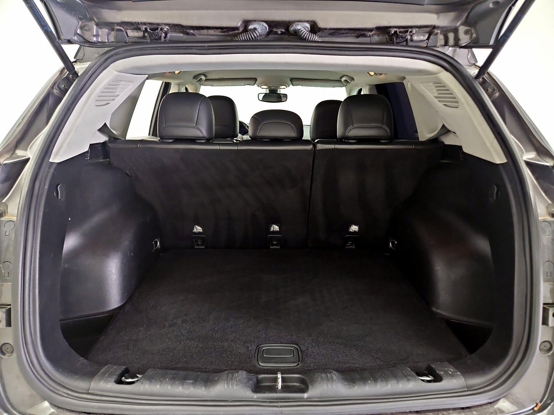 Thumbnail: 2019 Jeep Compass - 20