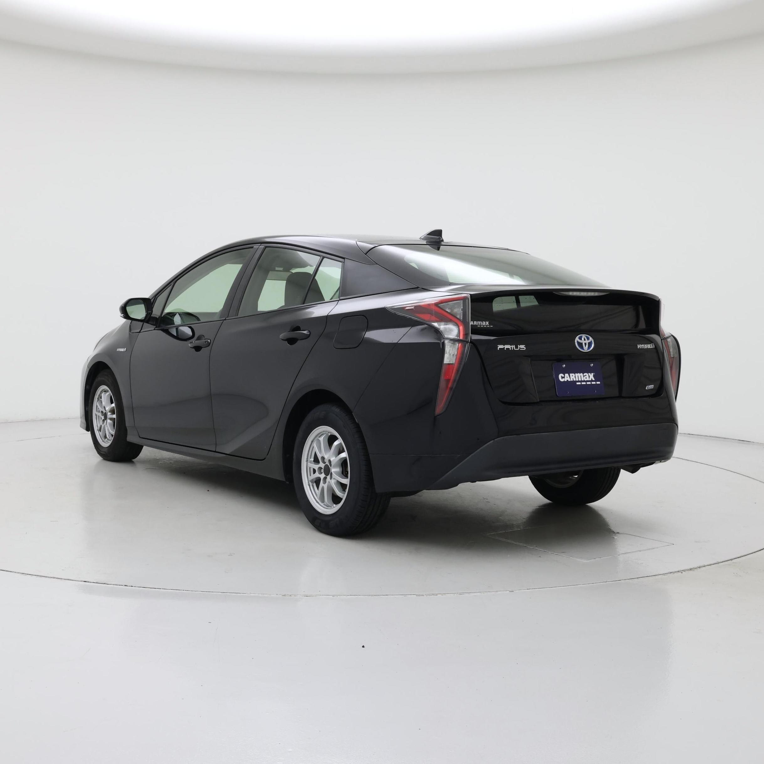 Thumbnail: 2016 Toyota Prius - 2