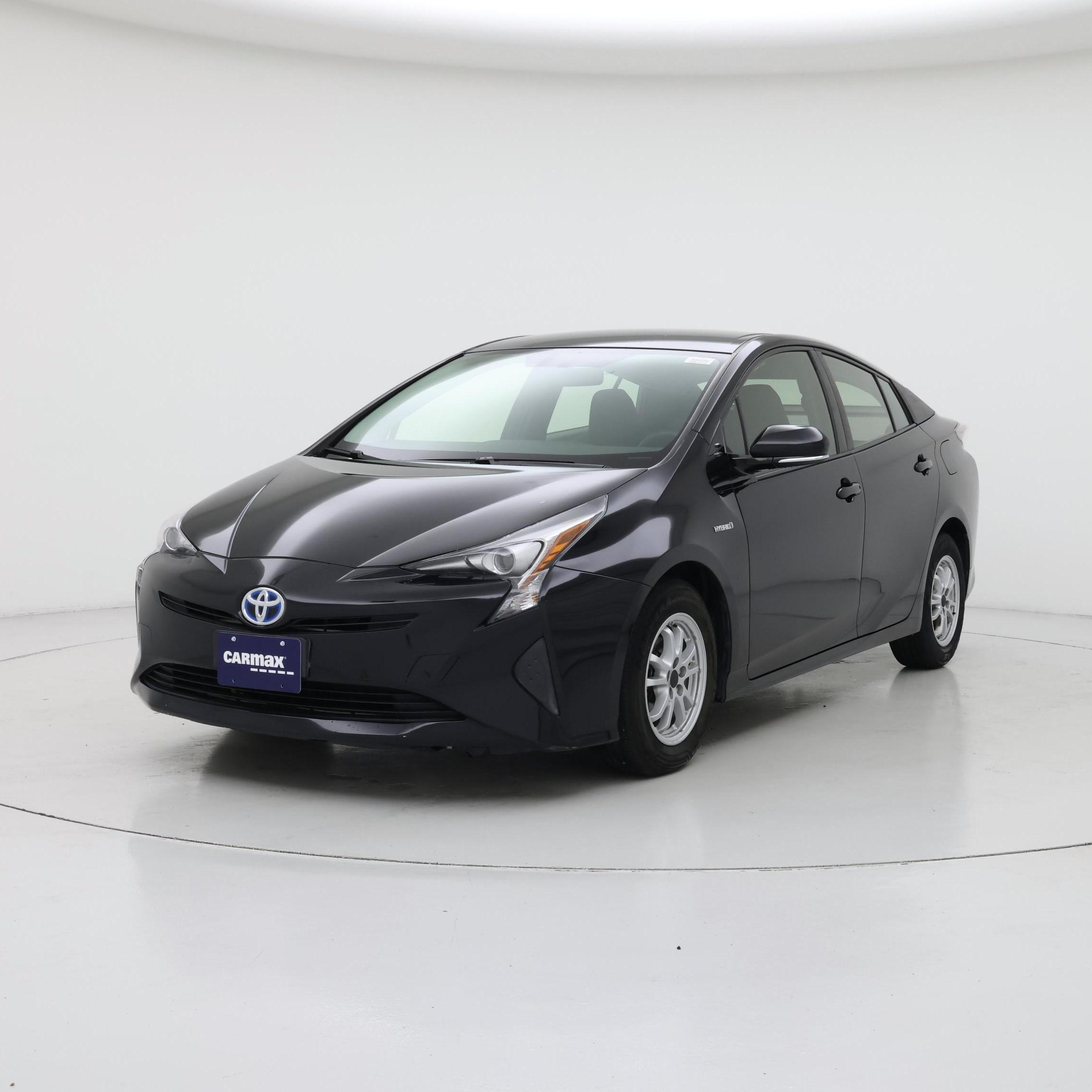 Thumbnail: 2016 Toyota Prius - 4