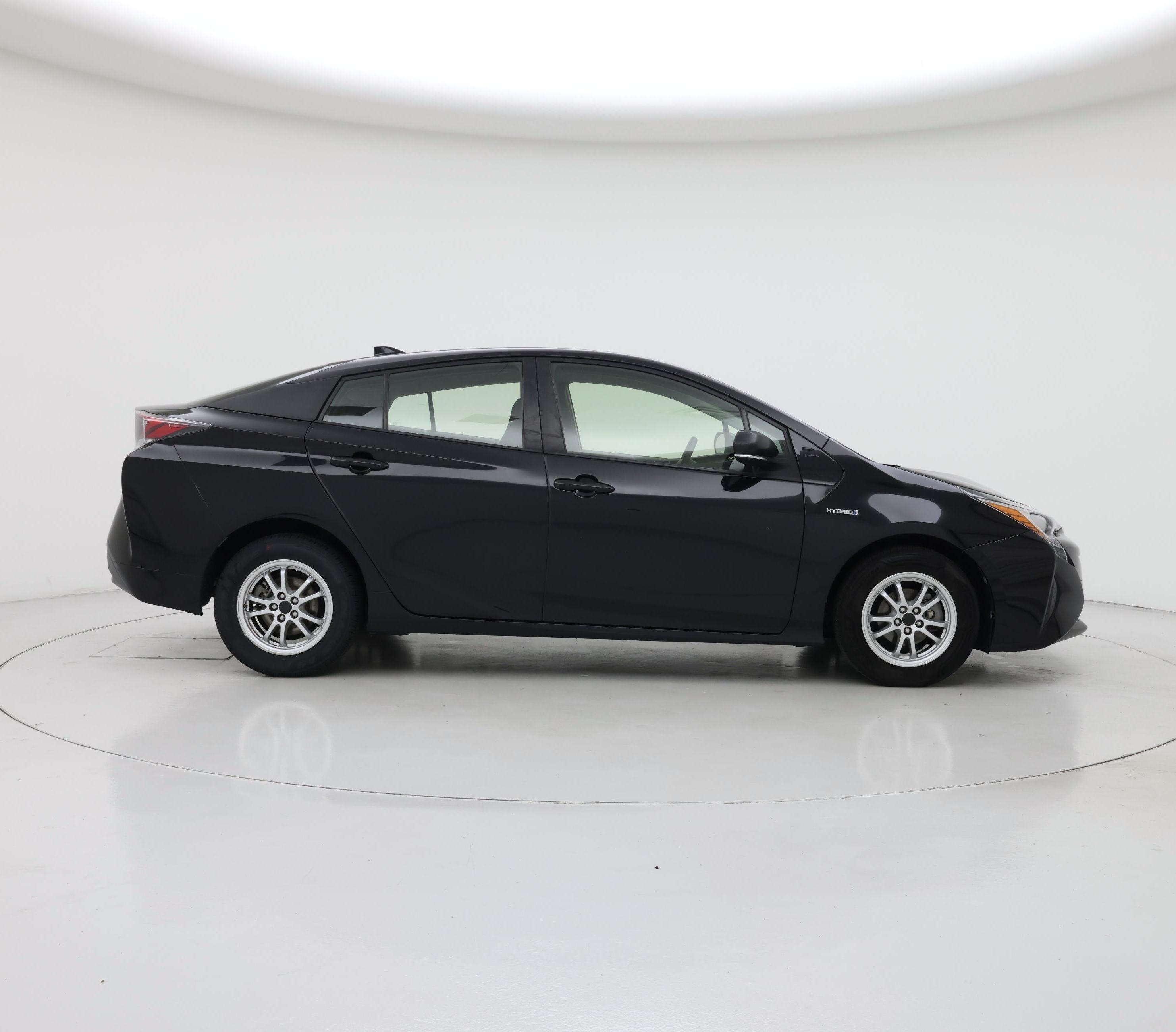 Thumbnail: 2016 Toyota Prius - 7