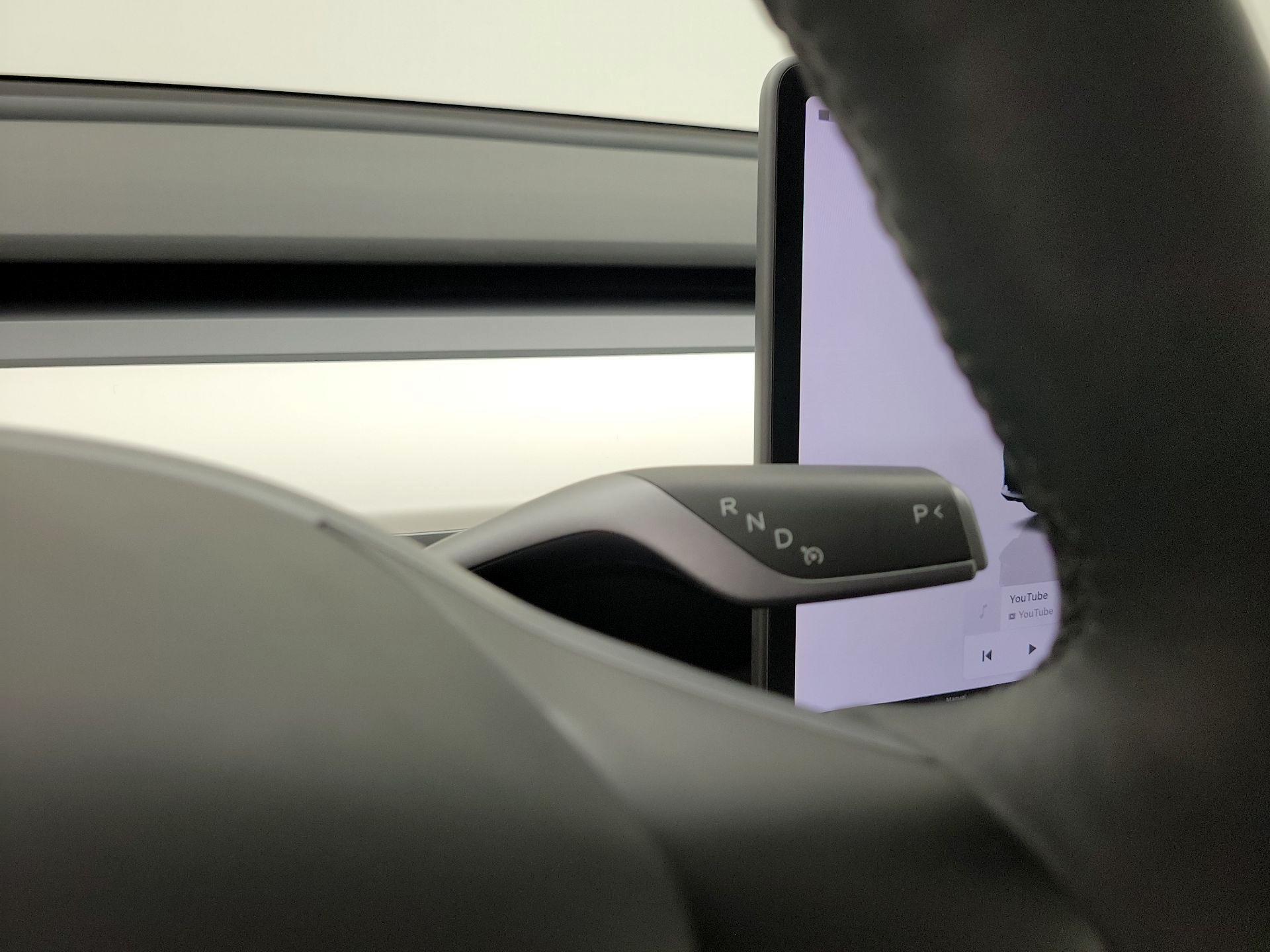 Thumbnail: 2023 Tesla Model 3 - 17