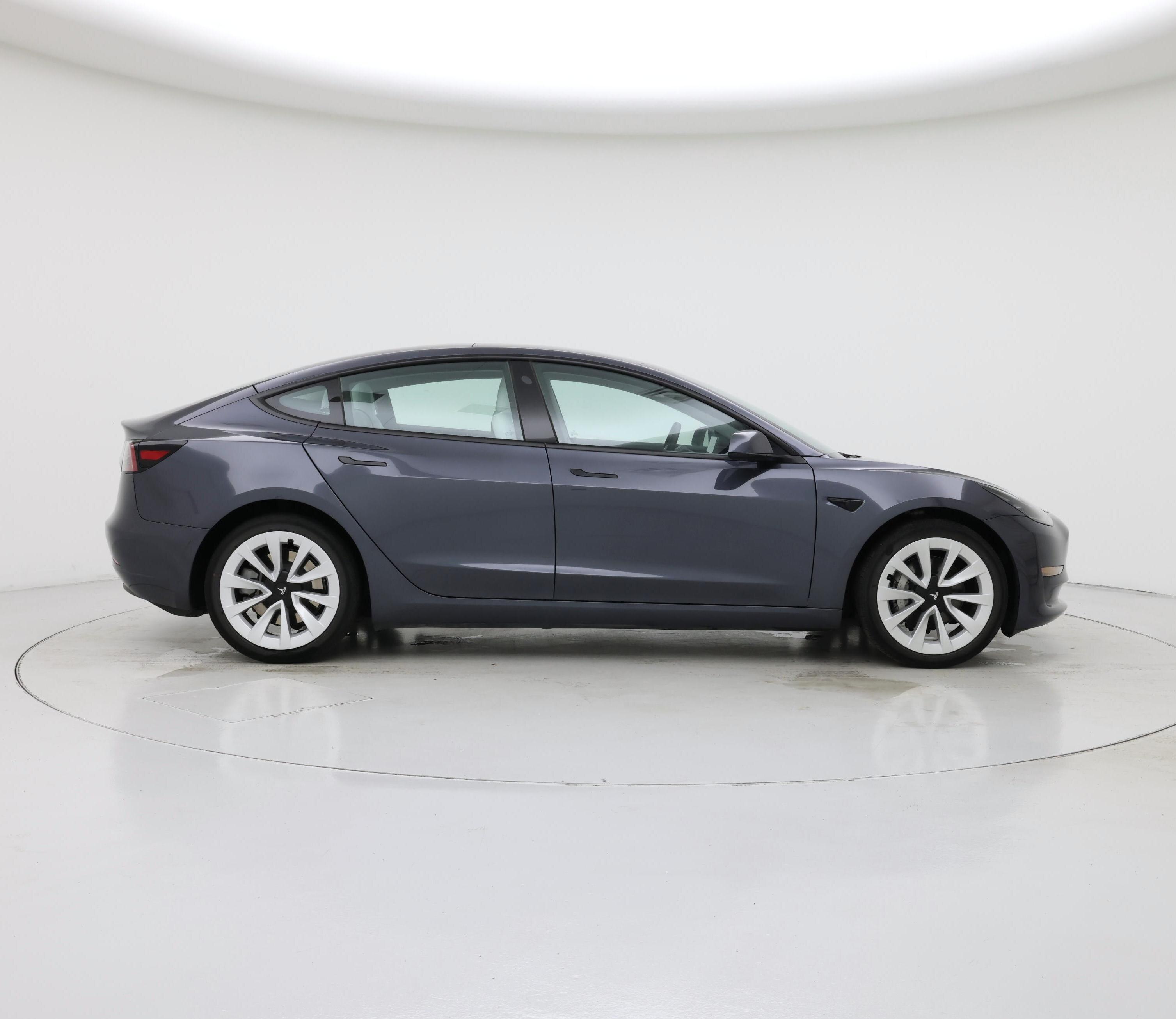 Thumbnail: 2023 Tesla Model 3 - 7