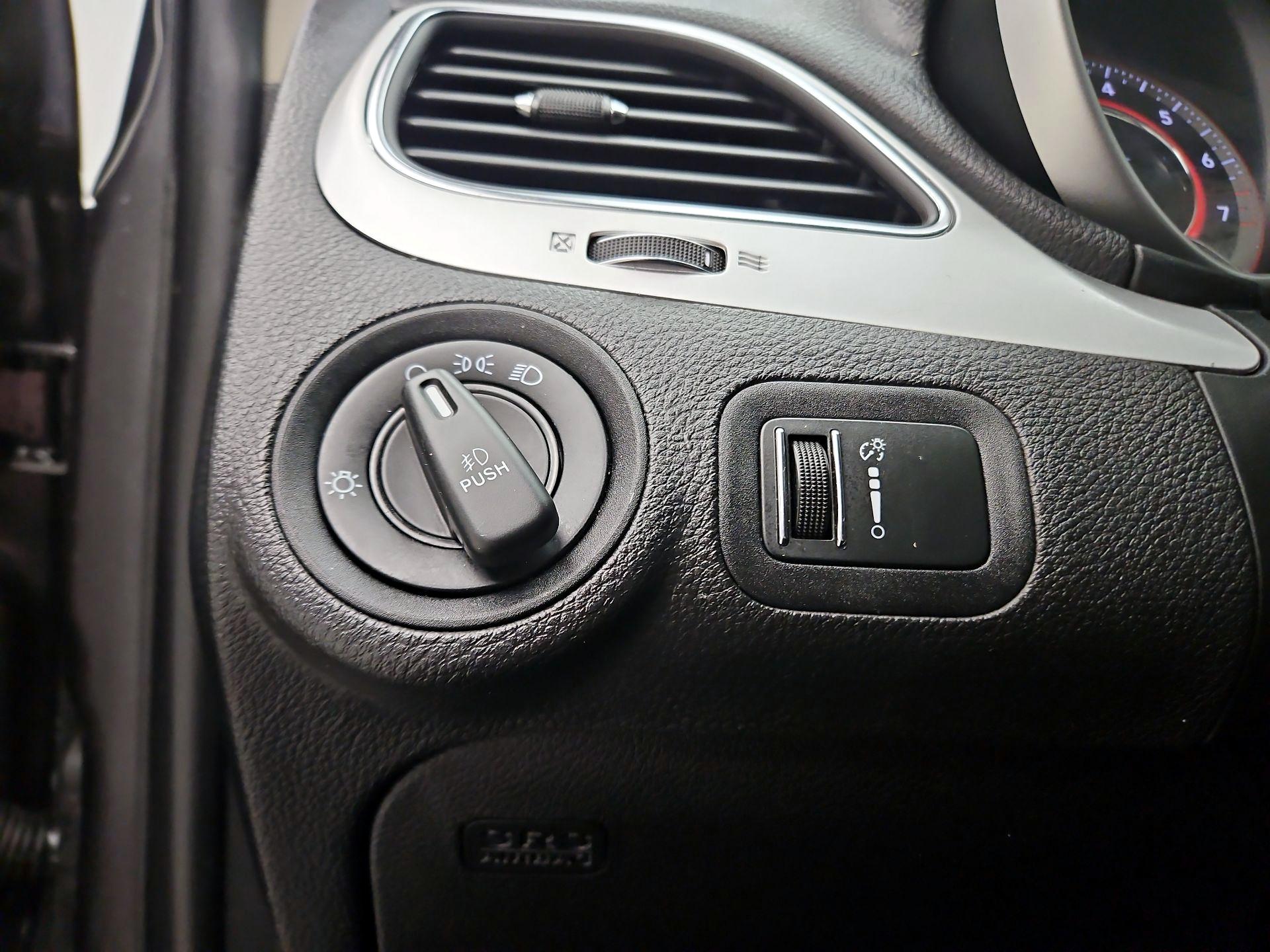 Thumbnail: 2015 Dodge Journey - 13