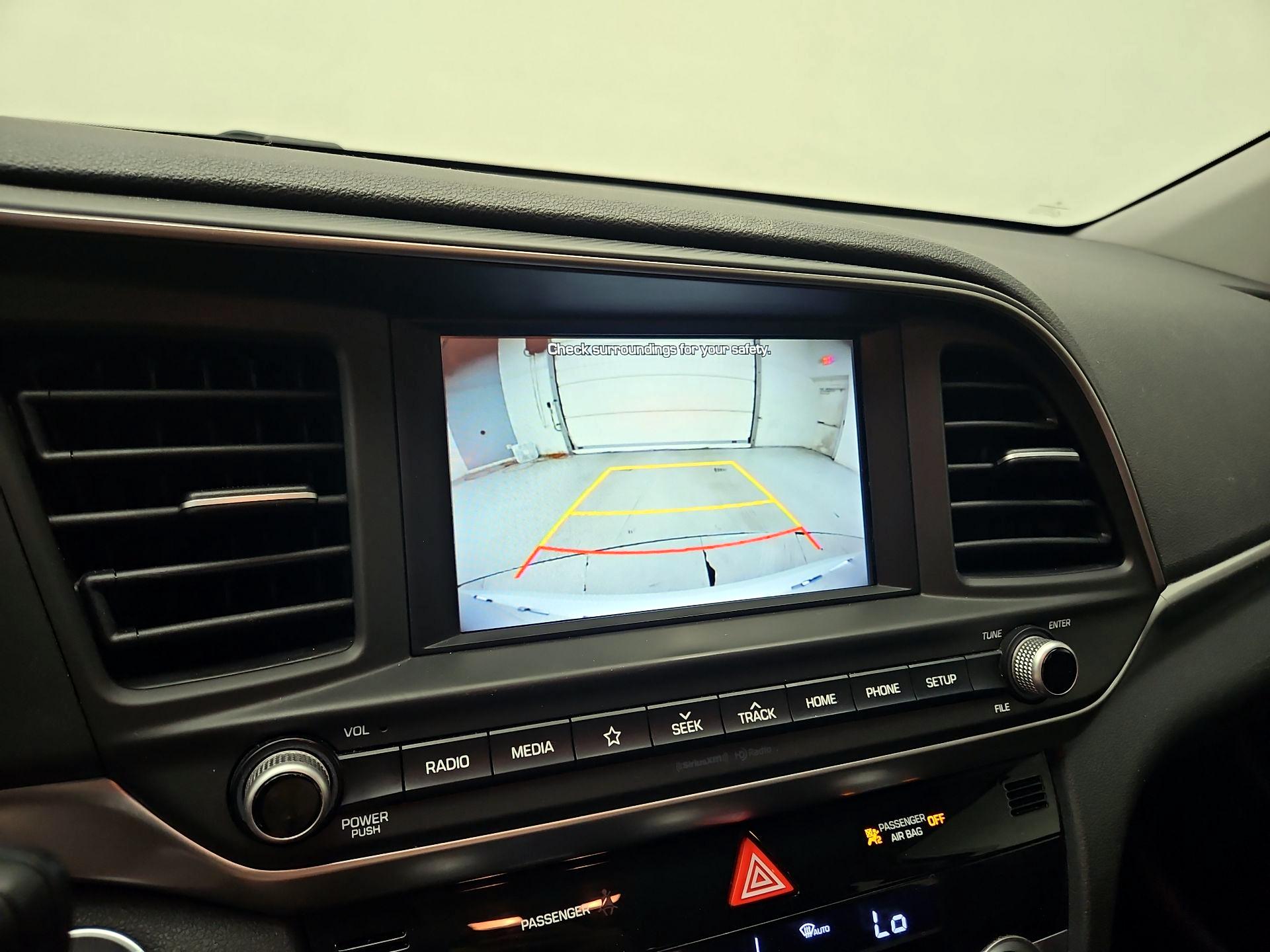 Thumbnail: 2019 Hyundai Elantra - 14