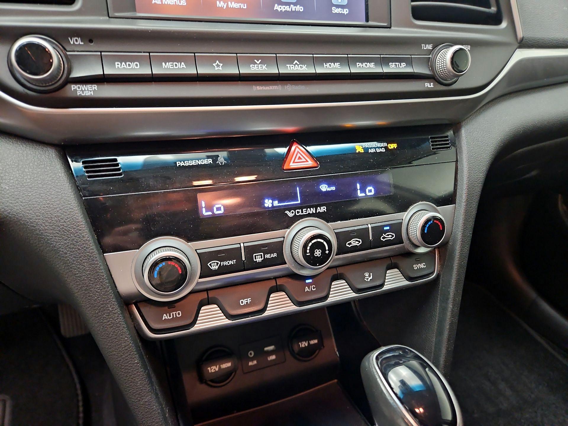 Thumbnail: 2019 Hyundai Elantra - 16