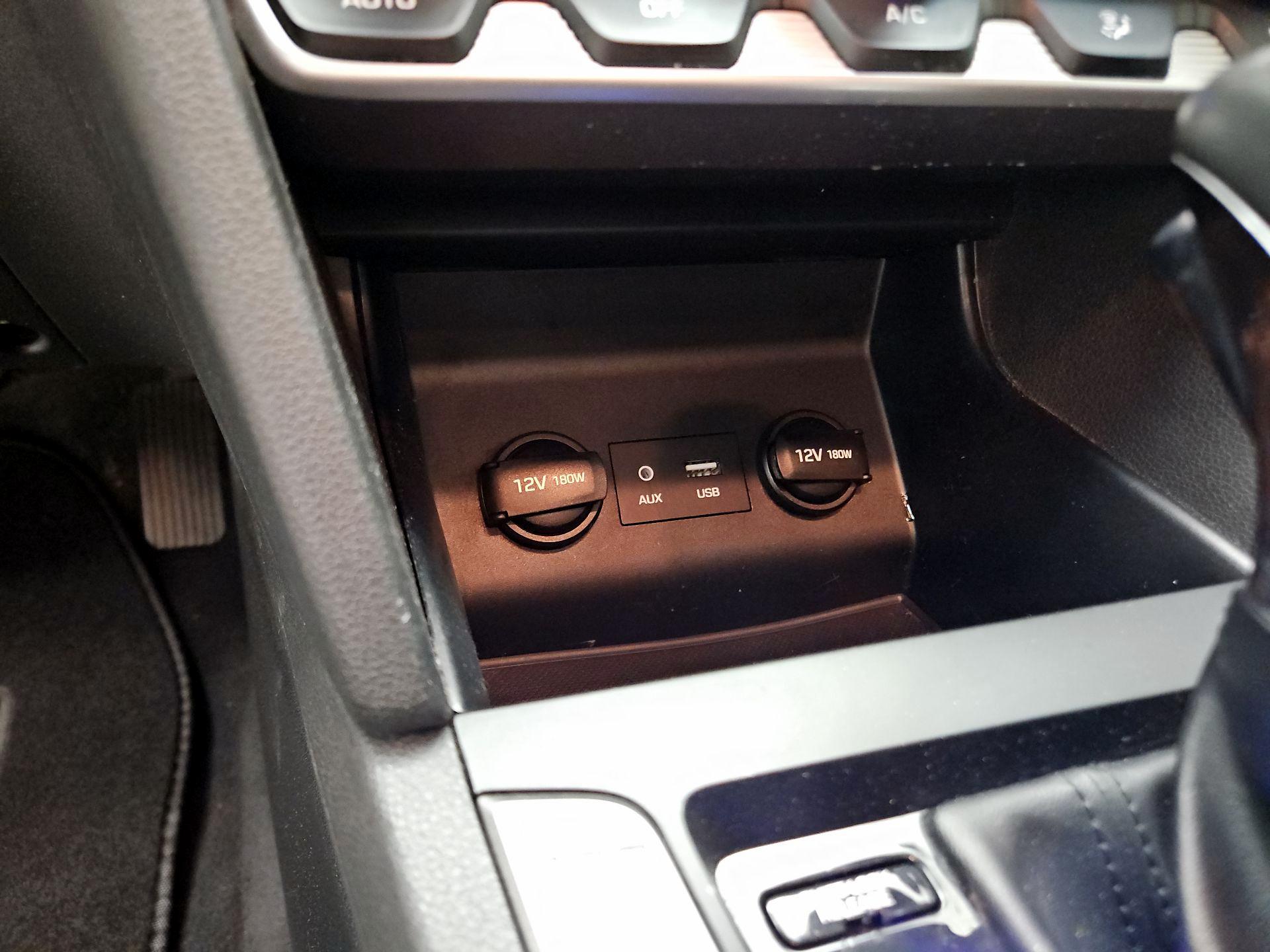 Thumbnail: 2019 Hyundai Elantra - 18