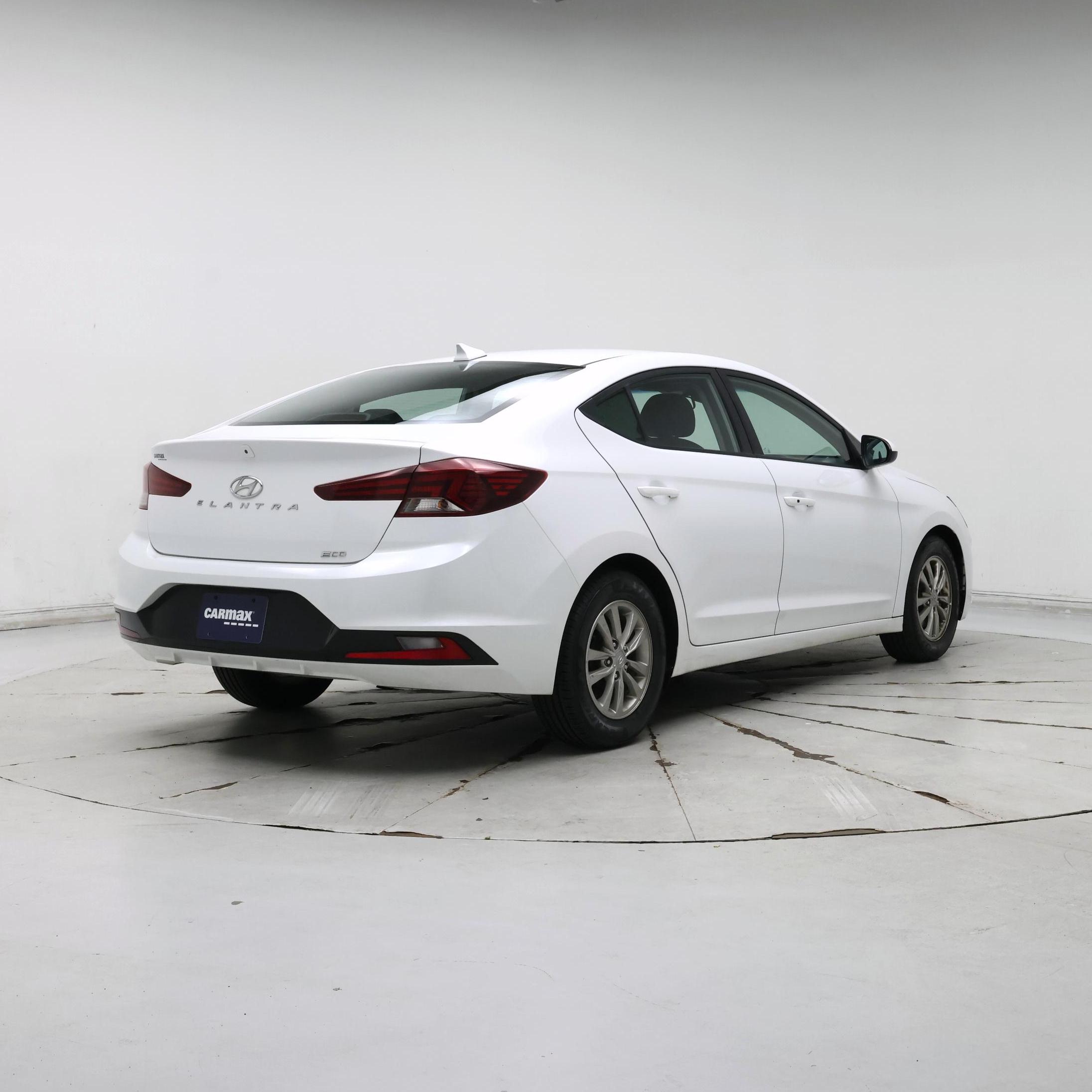 Thumbnail: 2019 Hyundai Elantra - 8