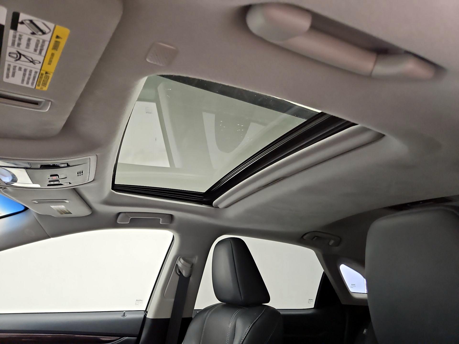 Thumbnail: 2019 Lexus RX - 19